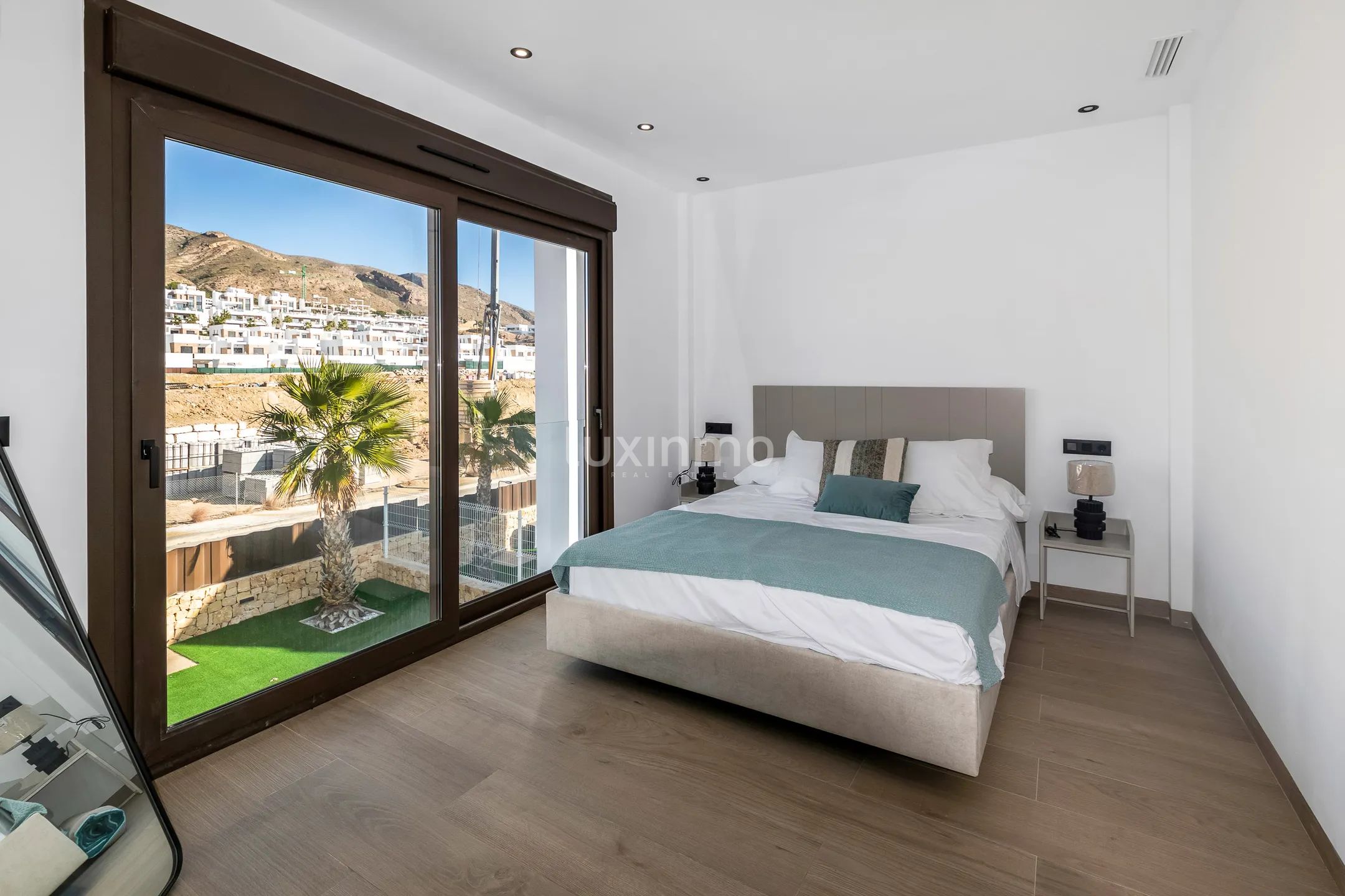 New 4-Bedroom modern villa in Balcón de Finestrat — photo 20