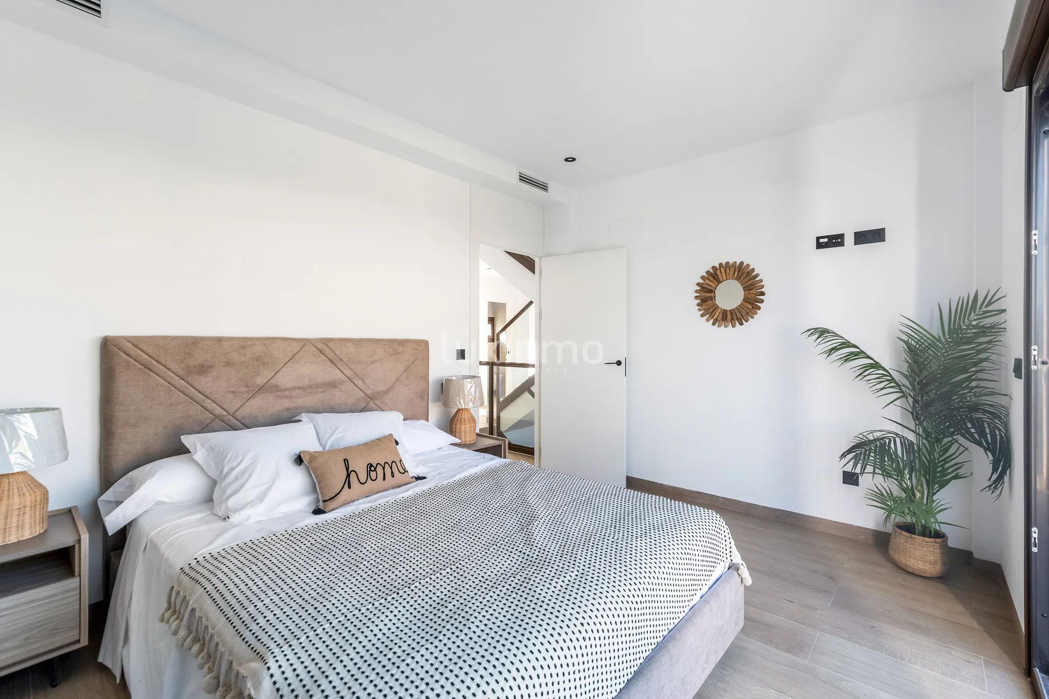 New 4-Bedroom modern villa in Balcón de Finestrat — photo 21