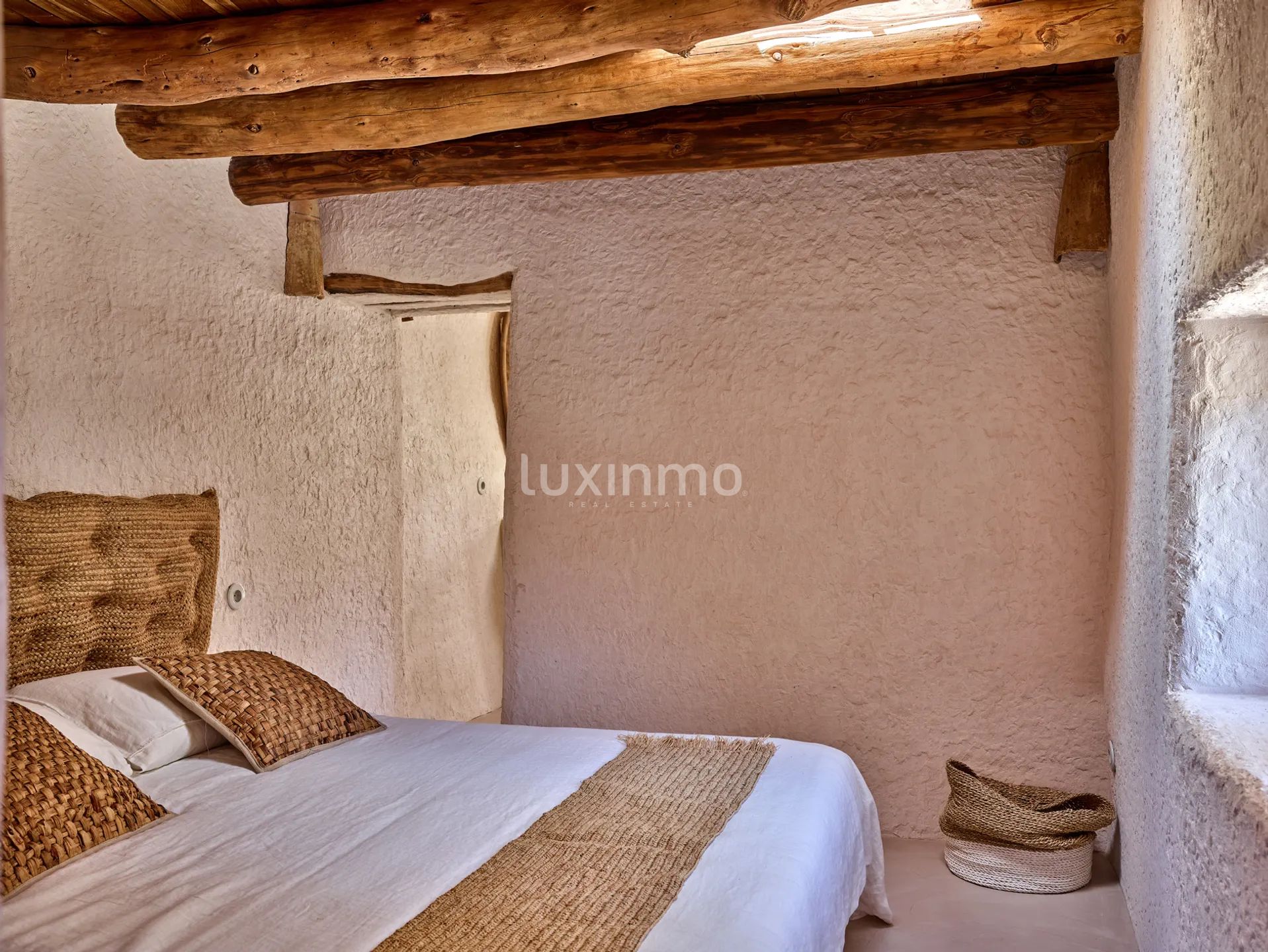 Un domaine du XIXe siècle transformé en un lieu de retraite contemporain à Ibiza — photo 21