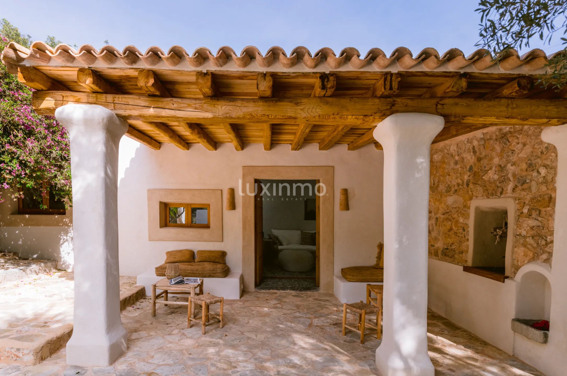 1800-talsgård förvandlad till ett modernt Ibiza Retreat — photo 39