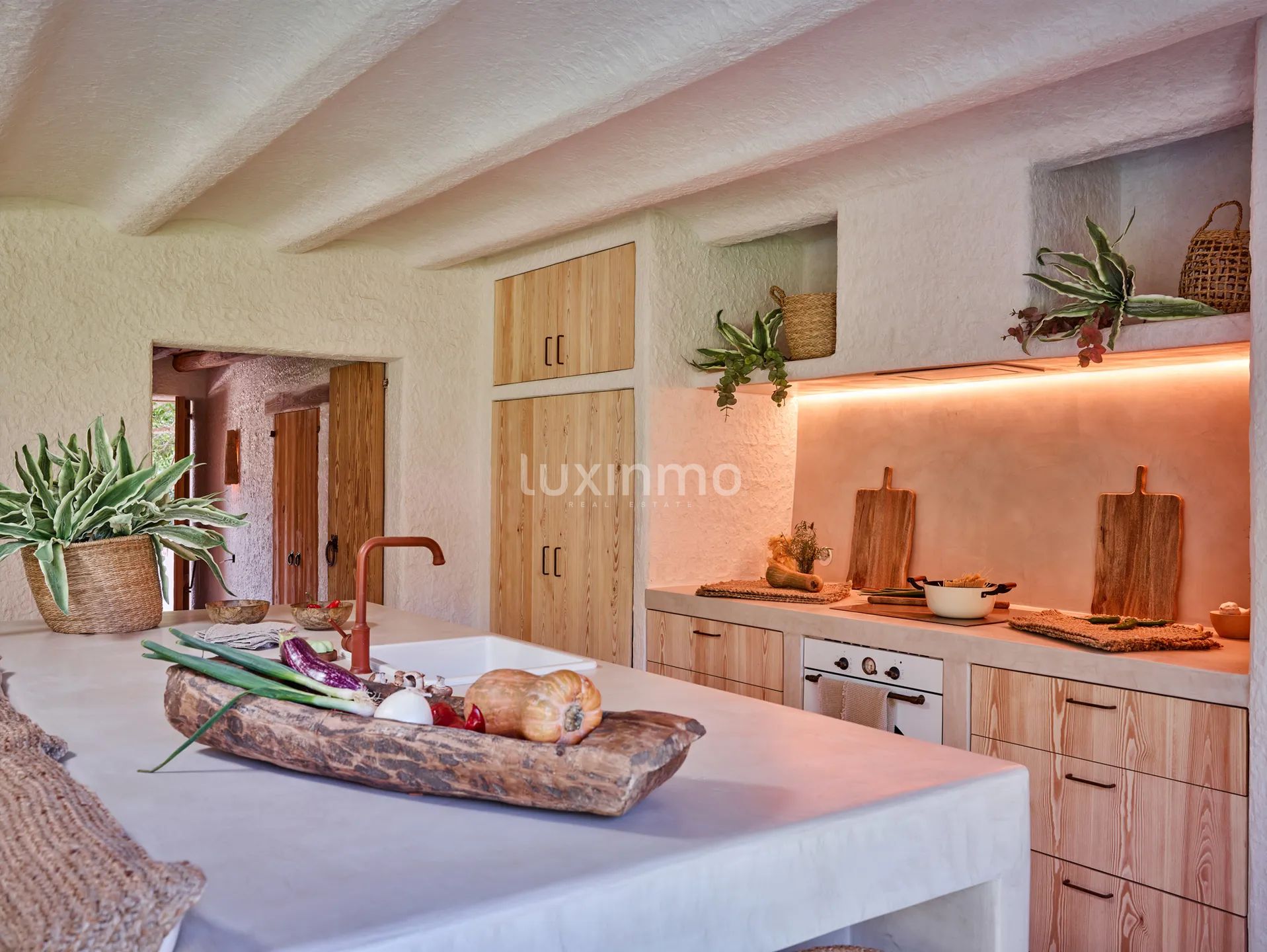 Un domaine du XIXe siècle transformé en un lieu de retraite contemporain à Ibiza — photo 27