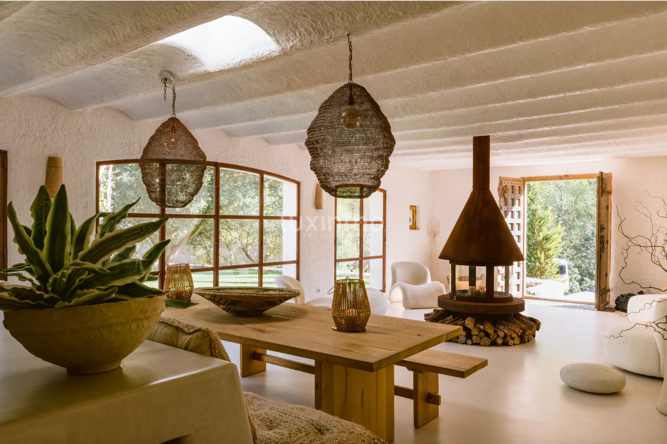 Un domaine du XIXe siècle transformé en un lieu de retraite contemporain à Ibiza — photo 8