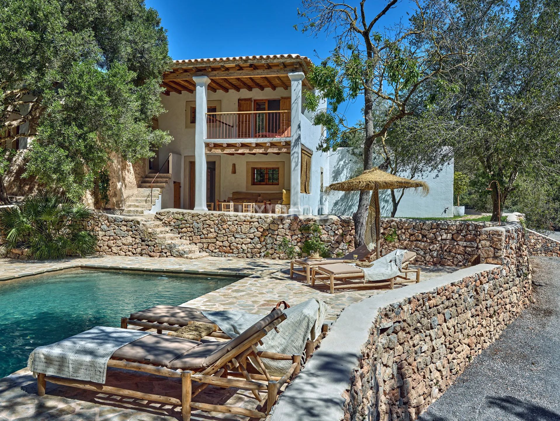 1800-talsgård förvandlad till ett modernt Ibiza Retreat — photo 3