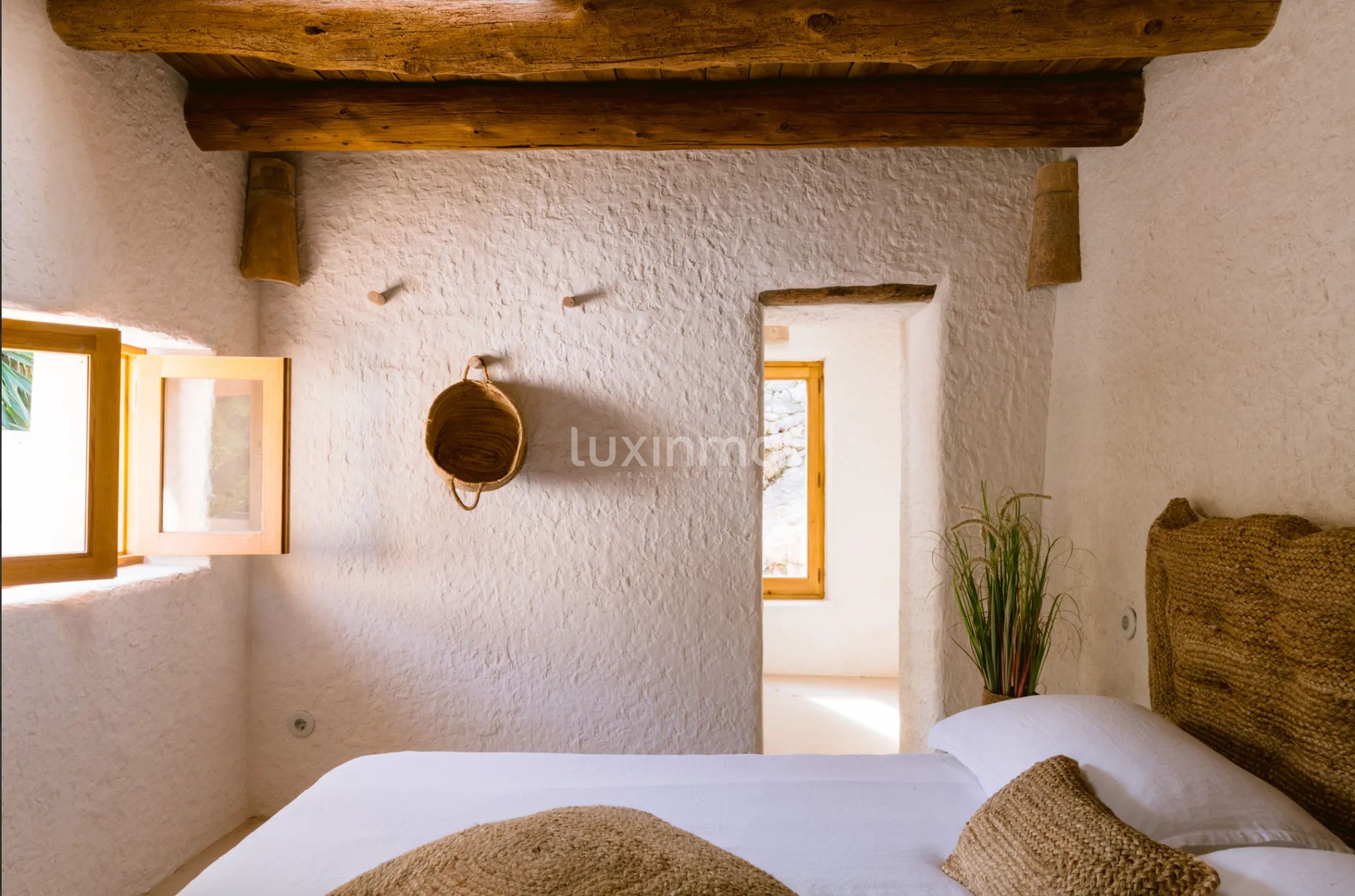 Un domaine du XIXe siècle transformé en un lieu de retraite contemporain à Ibiza — photo 43