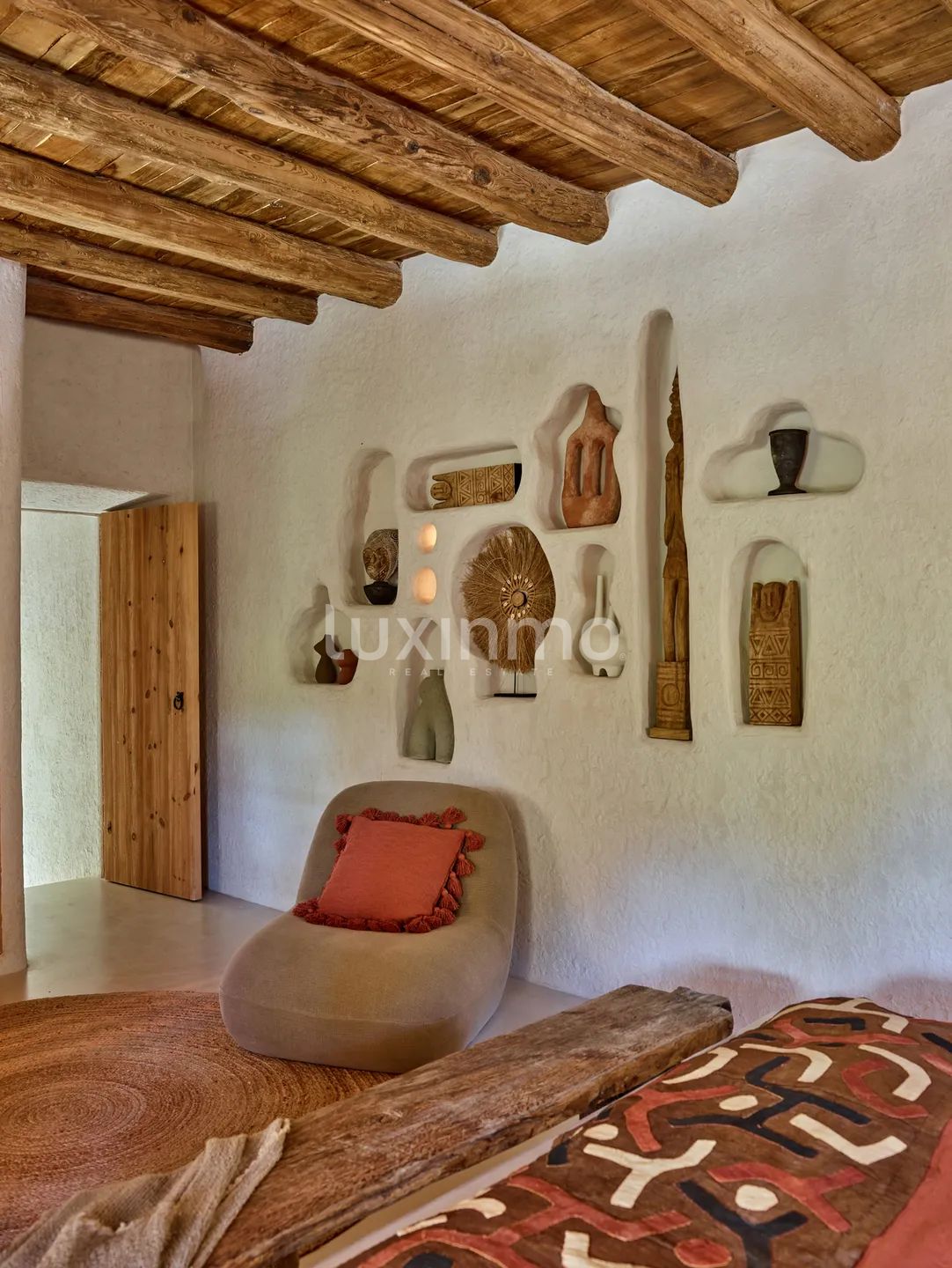 Un domaine du XIXe siècle transformé en un lieu de retraite contemporain à Ibiza — photo 13