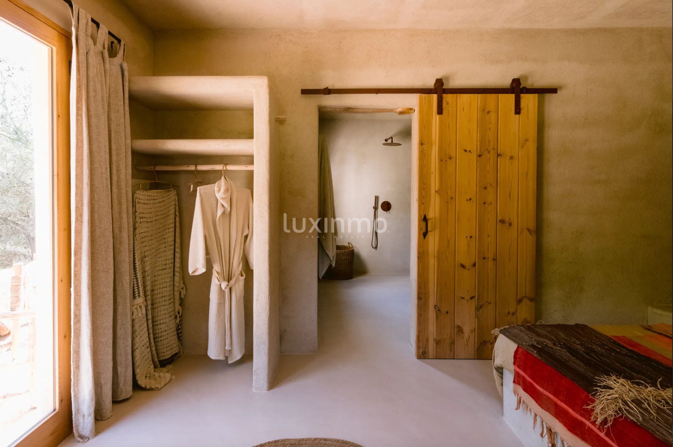 Un domaine du XIXe siècle transformé en un lieu de retraite contemporain à Ibiza — photo 40