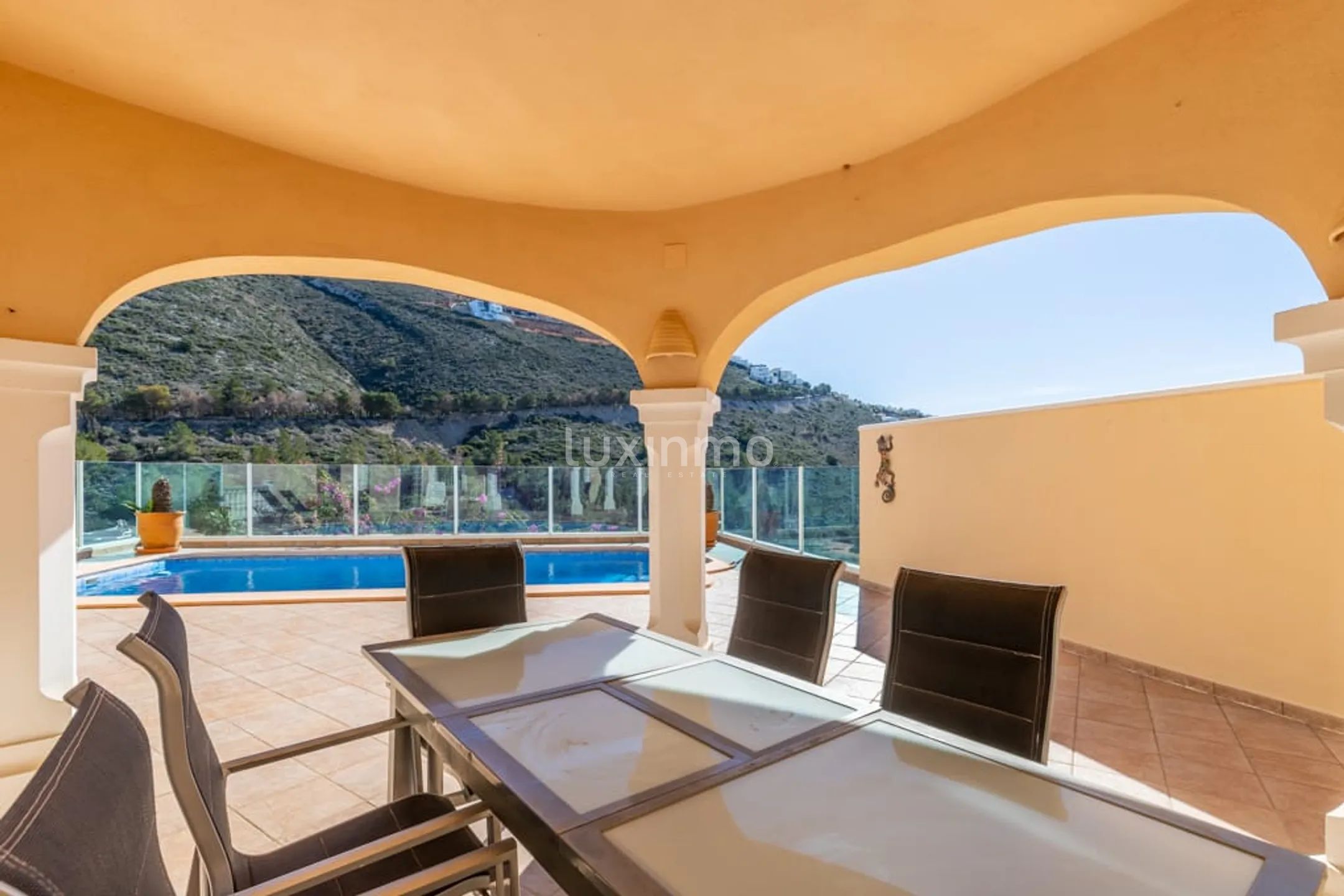 Charming detached house with sea views in Poble Nou de Benitatxell — photo 27