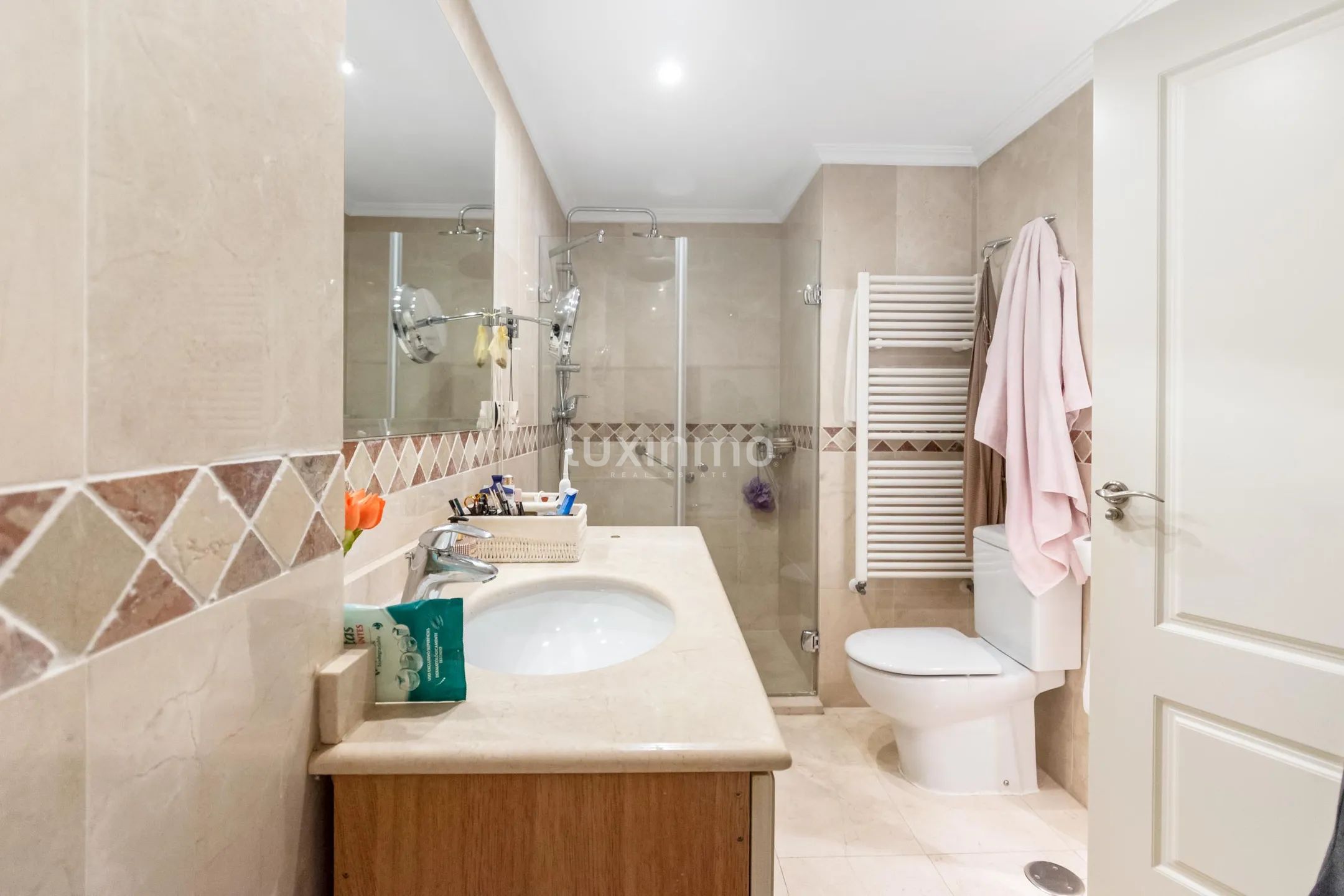 First line apartment for sale in Altea — photo 16
