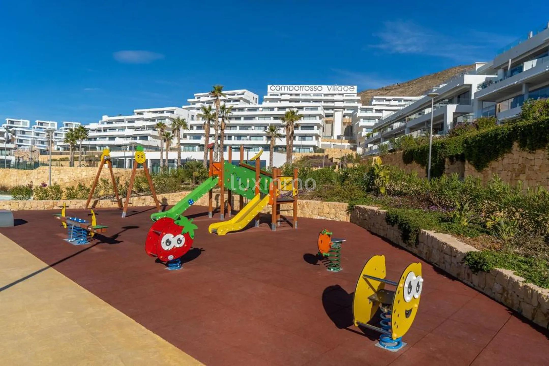 Роскошная квартира с 3 спальнями в закрытом комплексе в Кампороссо — photo 32