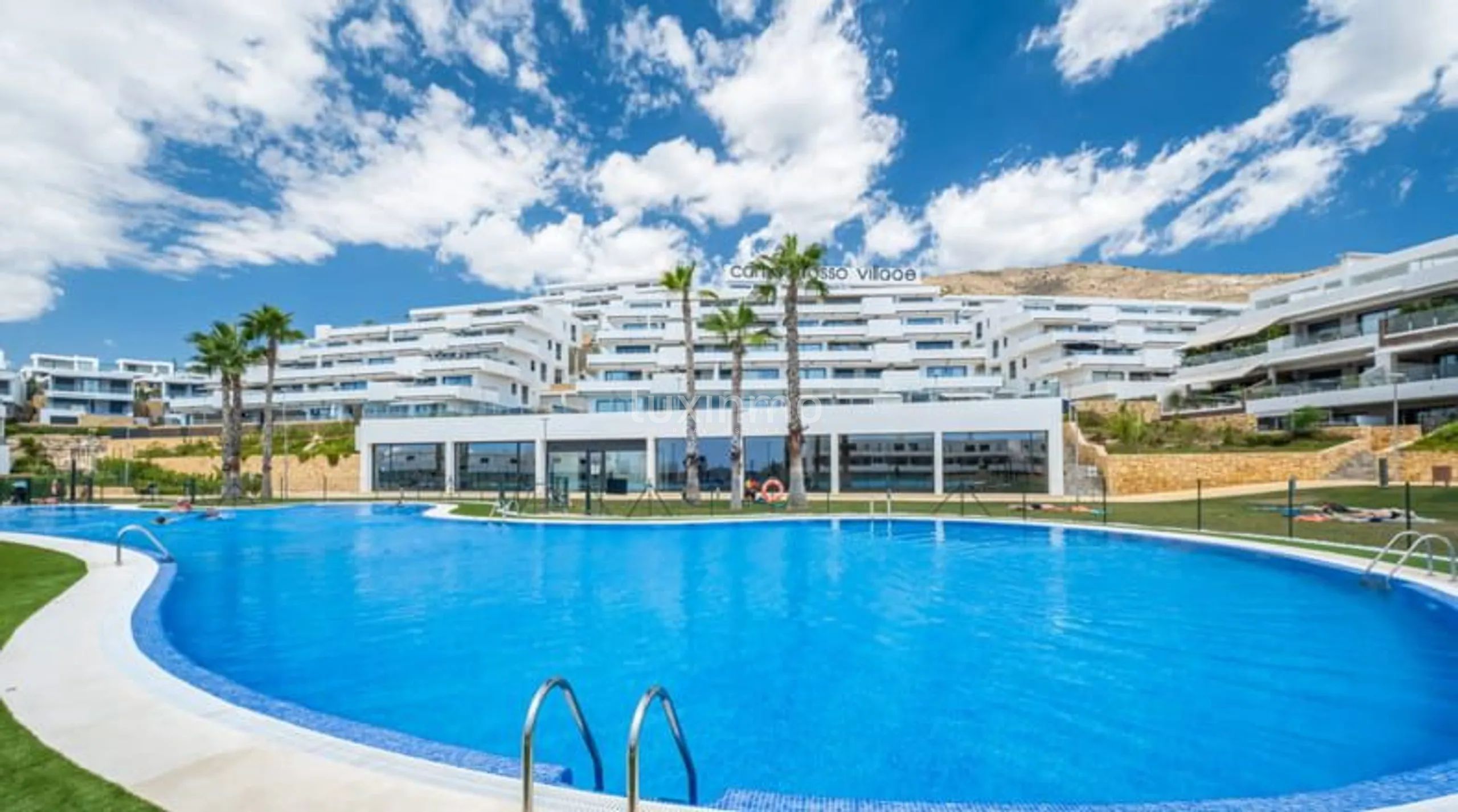 Роскошная квартира с 3 спальнями в закрытом комплексе в Кампороссо — photo 28