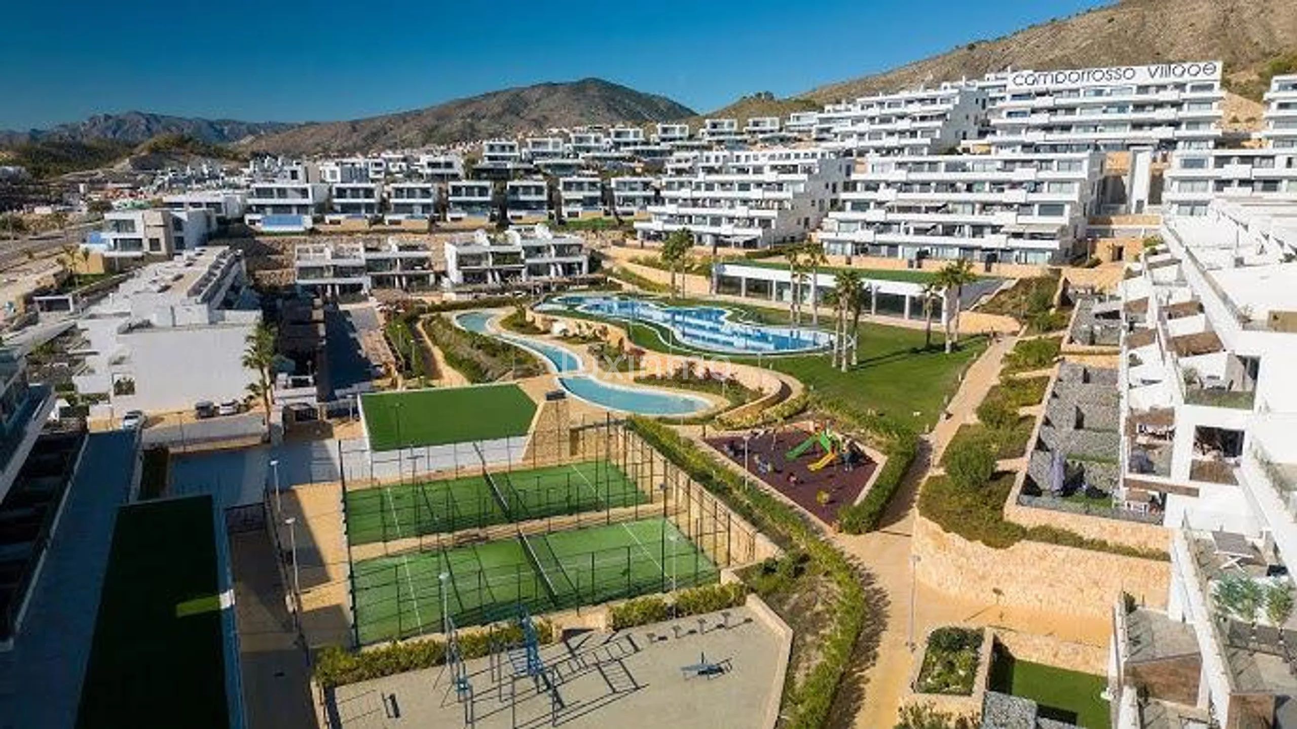 Роскошная квартира с 3 спальнями в закрытом комплексе в Кампороссо — photo 31