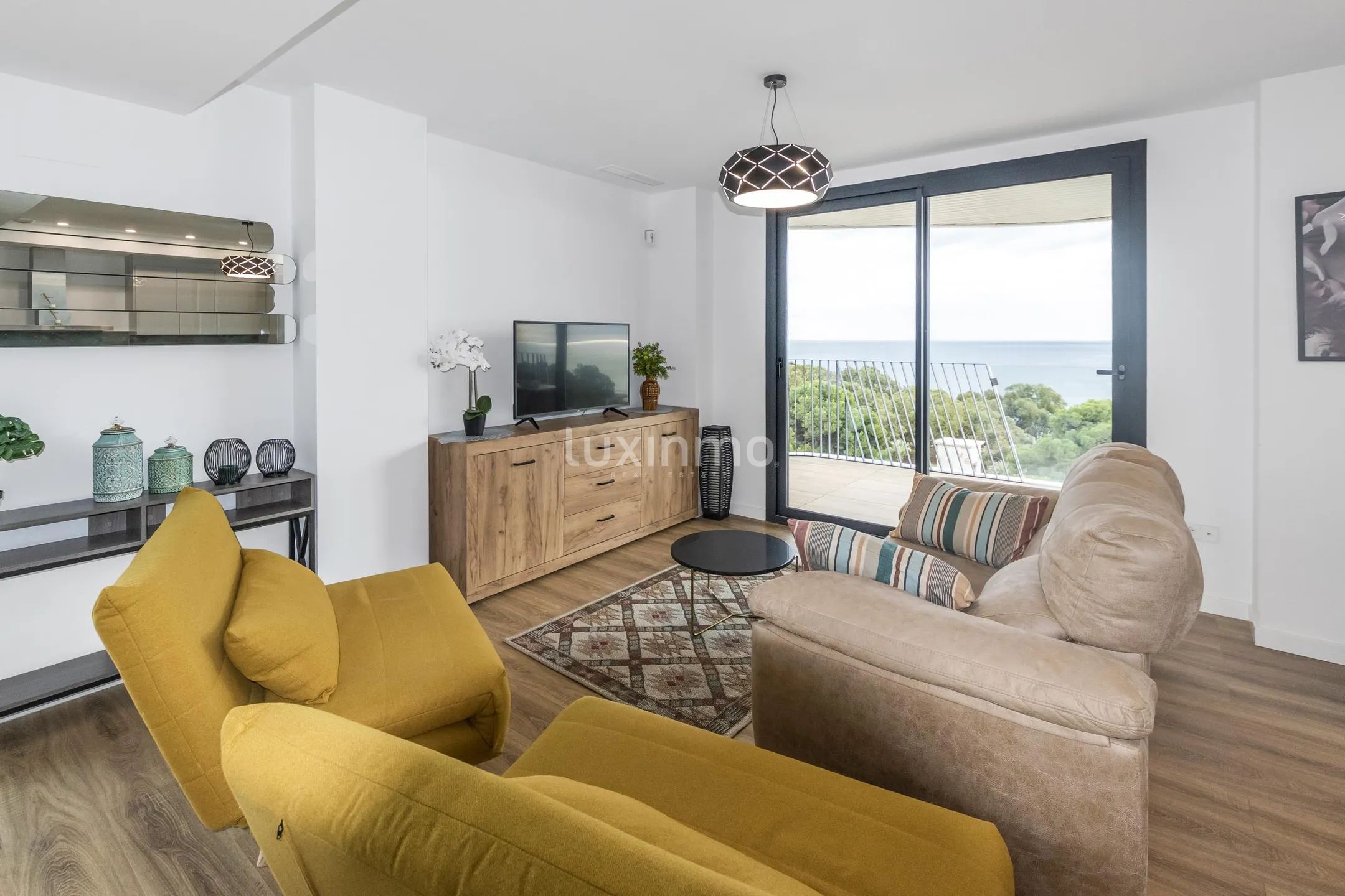 Penthouse 3-Bedroom with Sea Views in Villajoyosa — photo 11