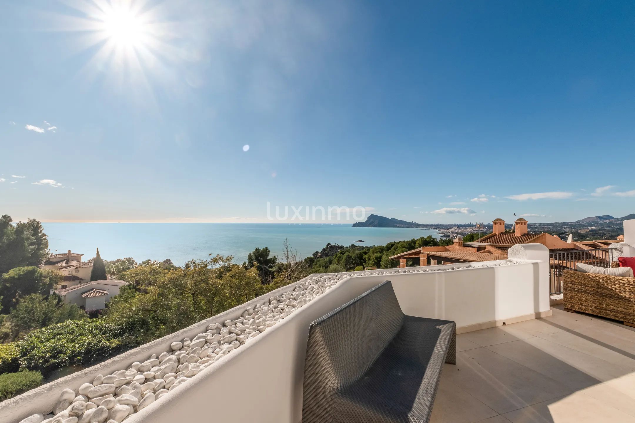 Semi-detached with sea views for sale in Altea Hills