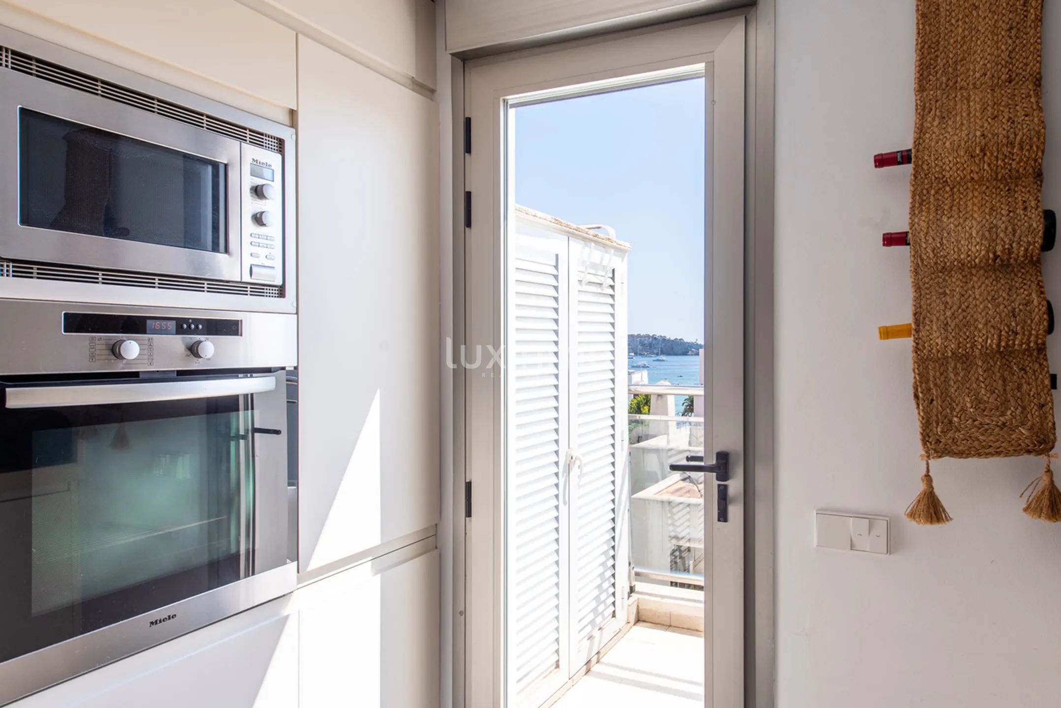 Spacious apartment in Talamanca with panoramic sea views — photo 27