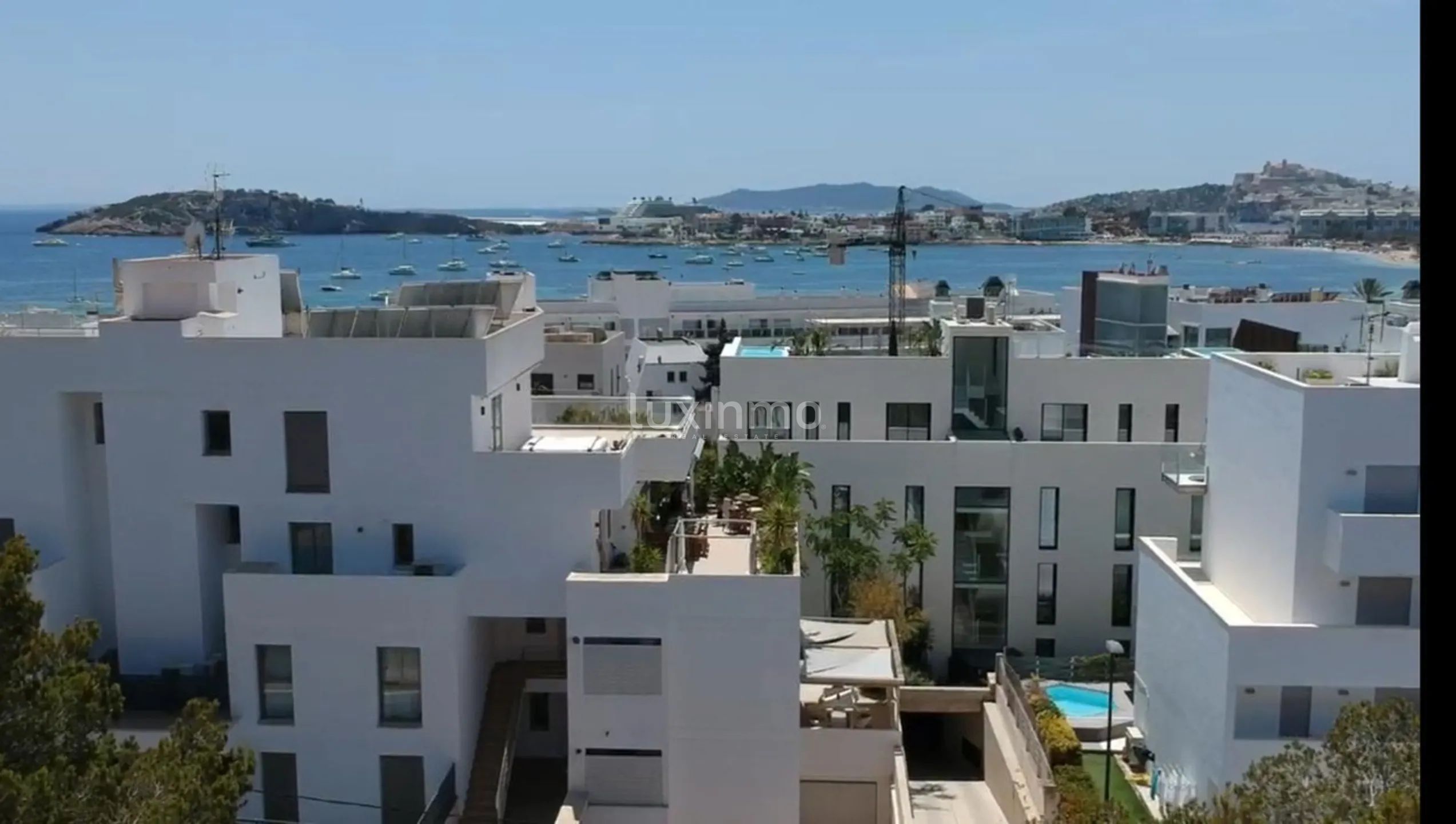Spacious apartment in Talamanca with panoramic sea views — photo 32