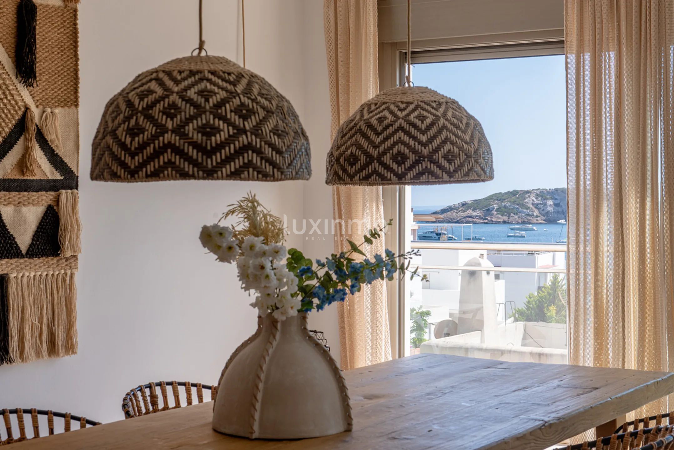 Spacious apartment in Talamanca with panoramic sea views — photo 28