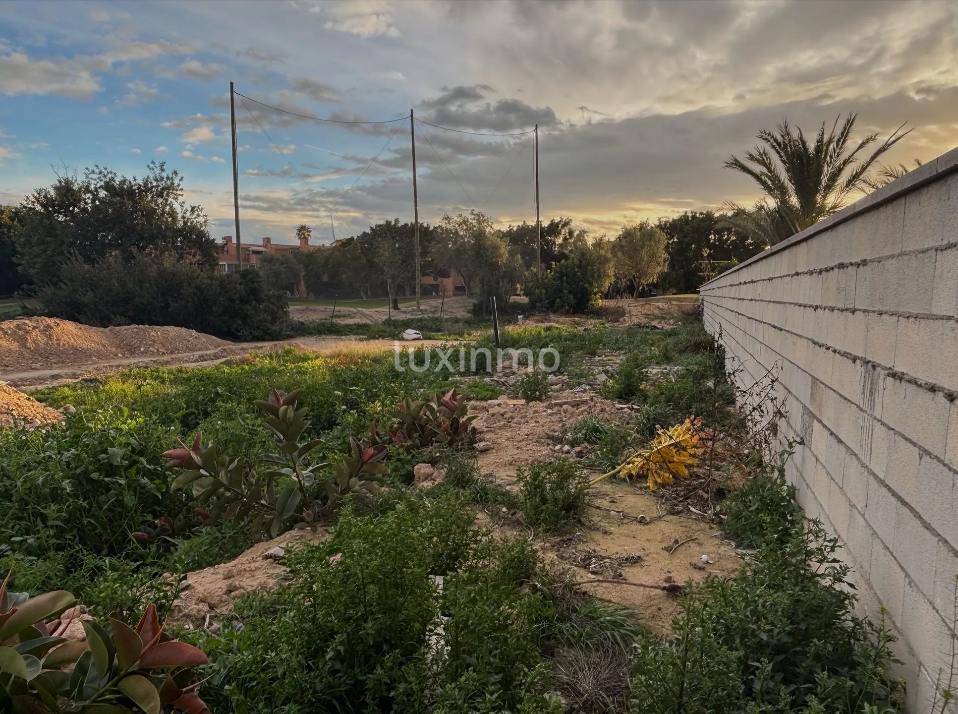 Finalist perceel van 401 m² met tot 300 m² bebouwbare oppervlakte in front line golf - Playa San Juan, Alicante — photo 3