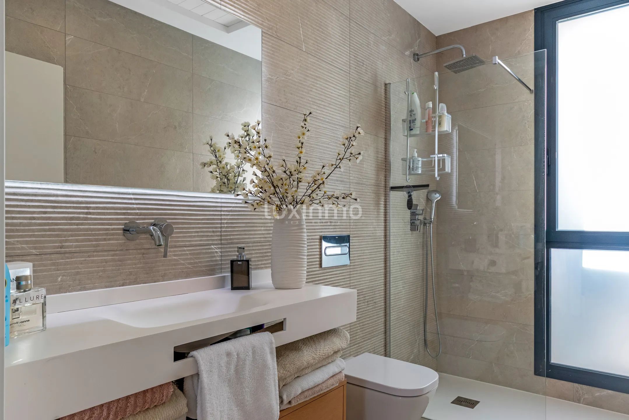 Luxurious detached villa with panoramic views in Finestrat — photo 12