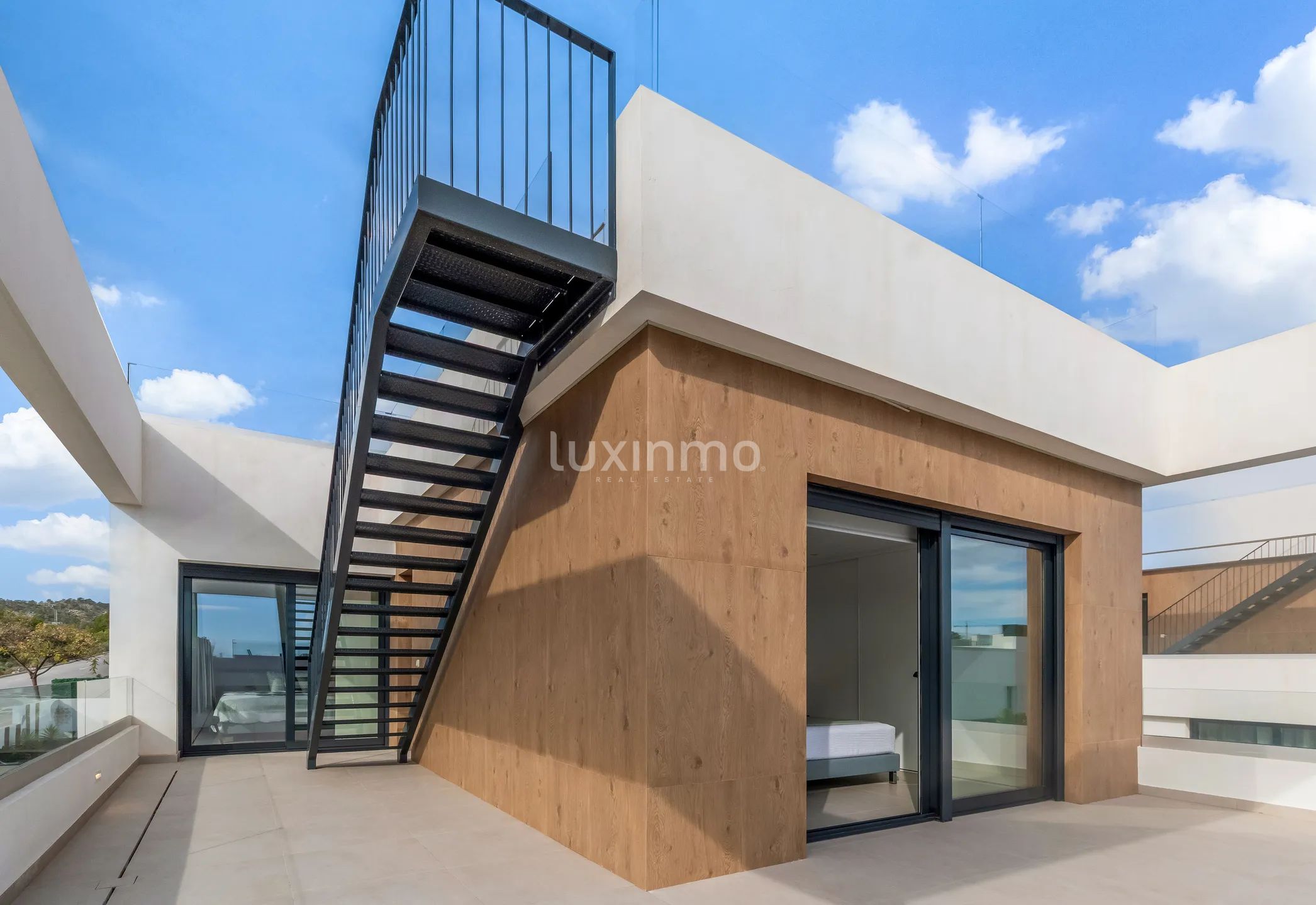 Luxurious detached villa with panoramic views in Finestrat — photo 18