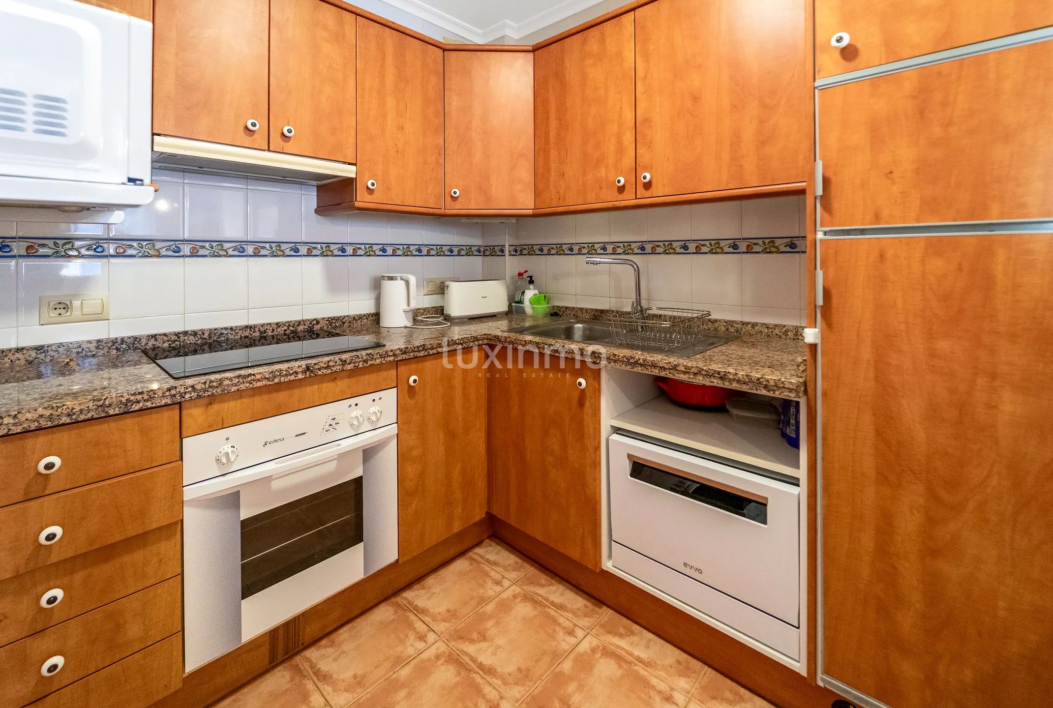 Mediterranean flat with terrace in Benitatxell — photo 16