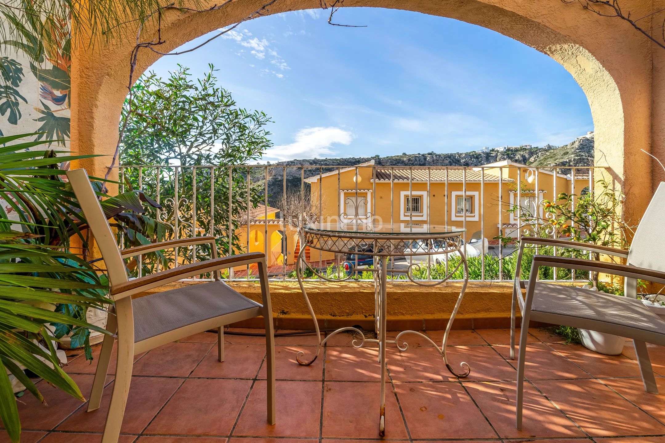 Mediterranean flat with terrace in Benitatxell — photo 22