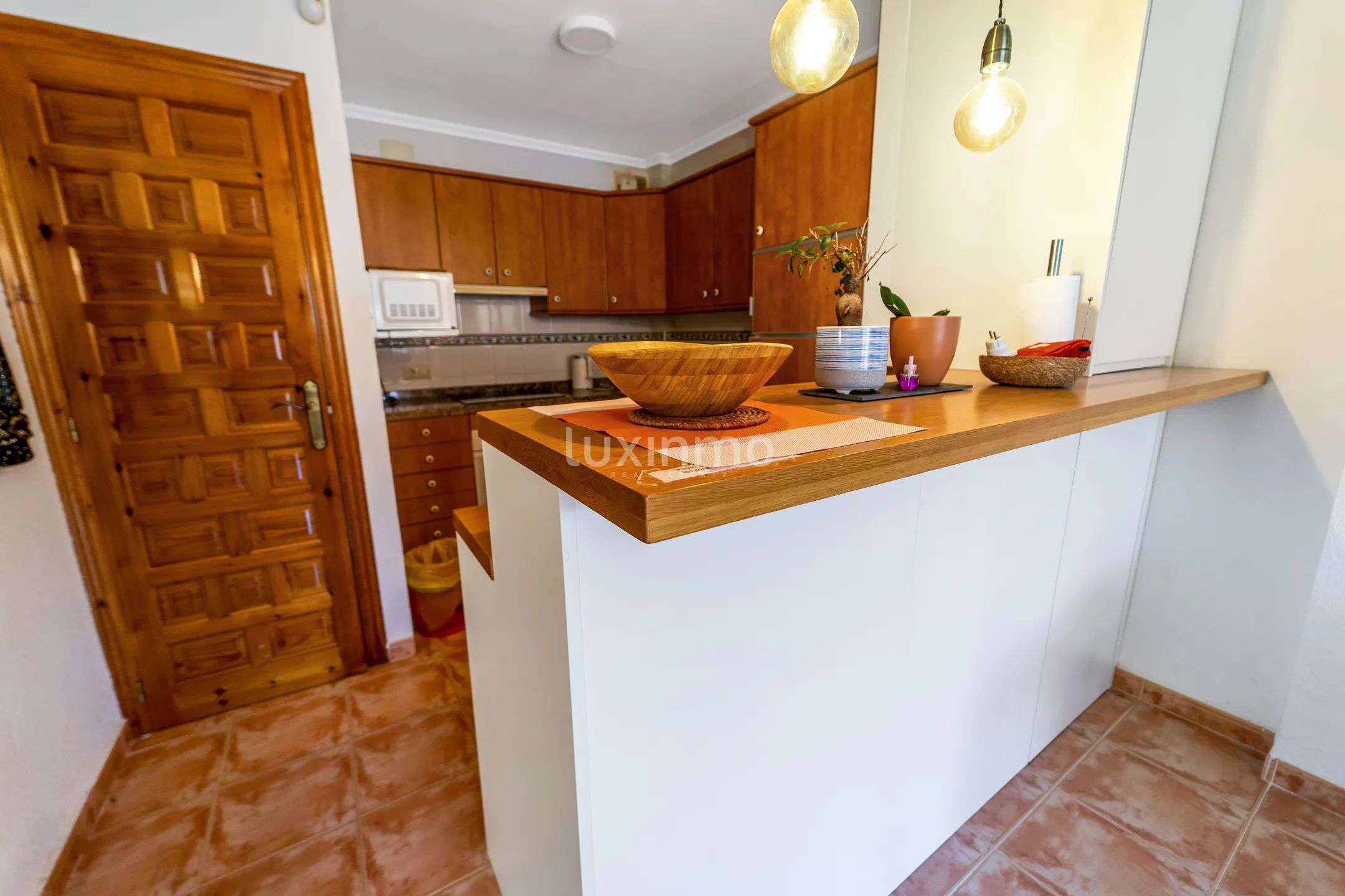 Mediterranean flat with terrace in Benitatxell — photo 14