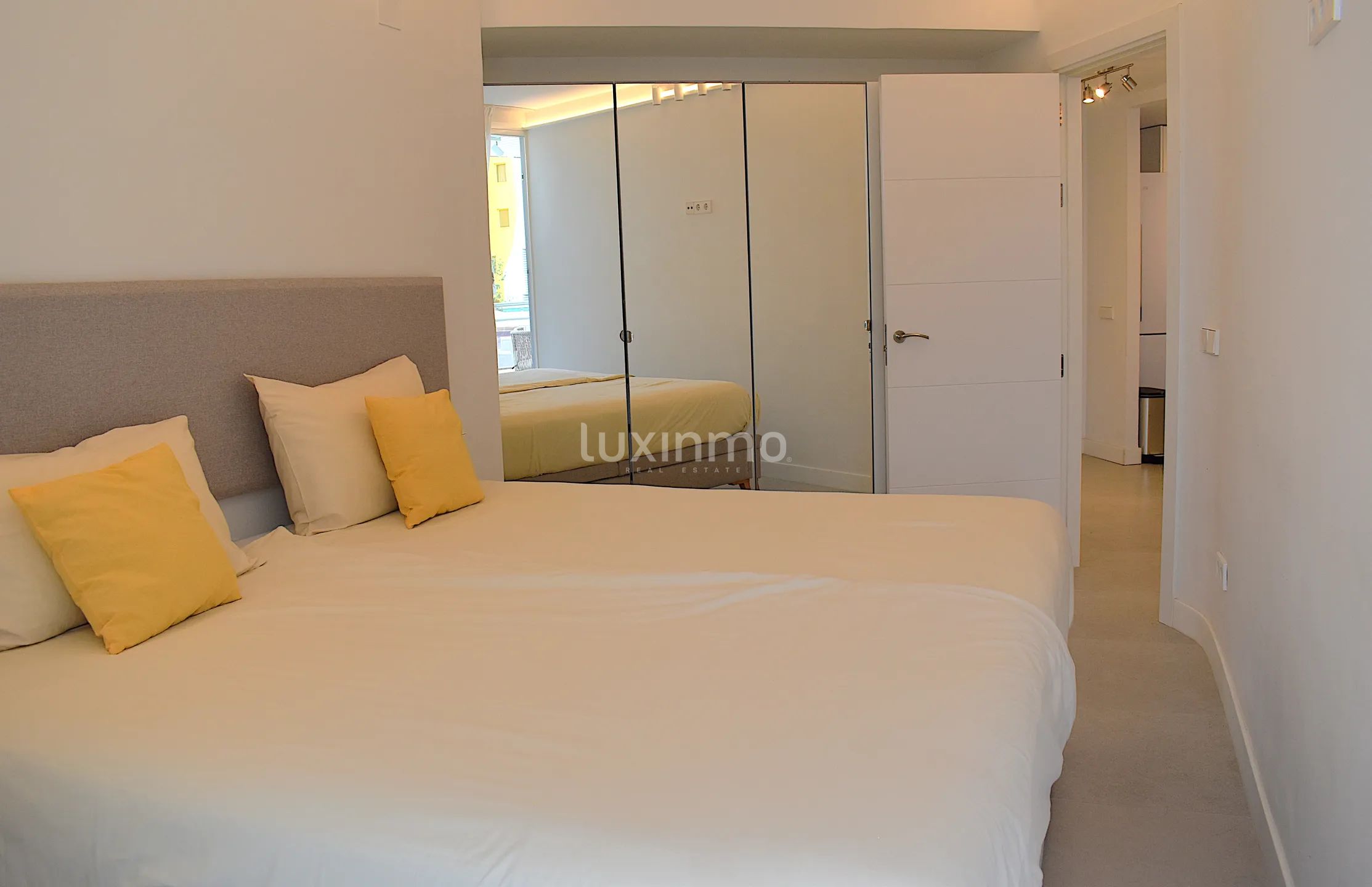 Beautiful newly refurbished flat in Marina Botafoch — photo 9