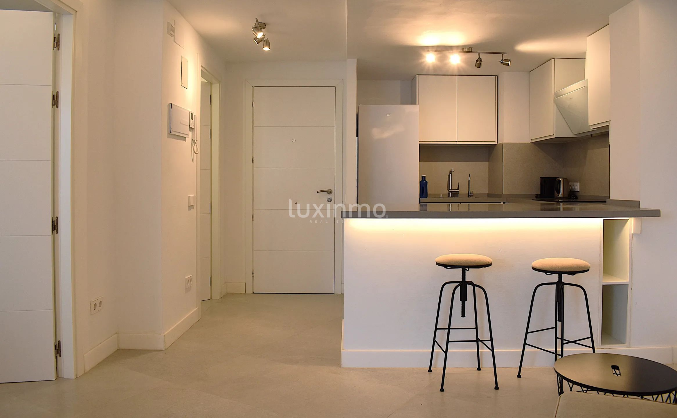 Beautiful newly refurbished flat in Marina Botafoch — photo 2