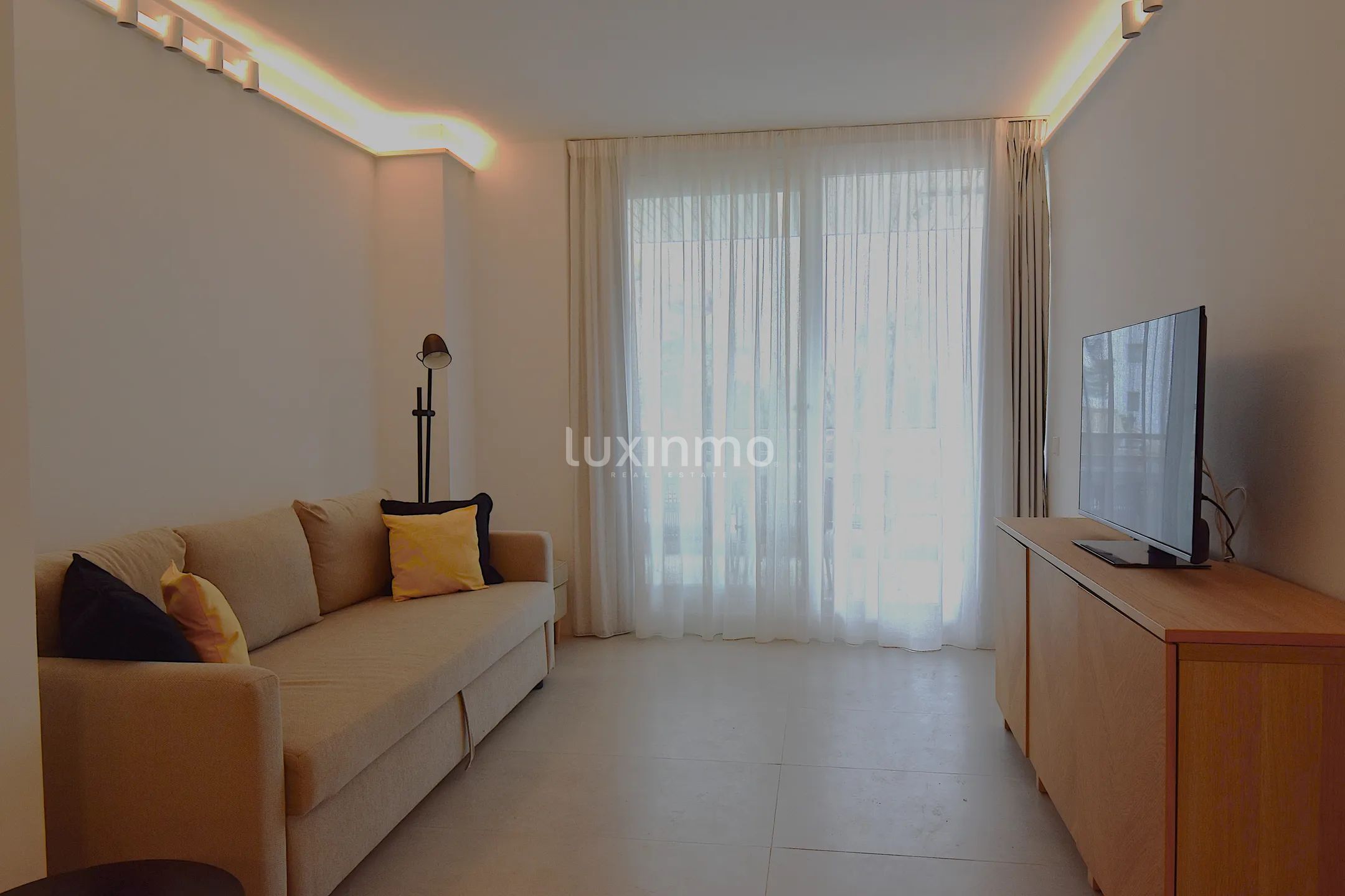 Beautiful newly refurbished flat in Marina Botafoch — photo 11