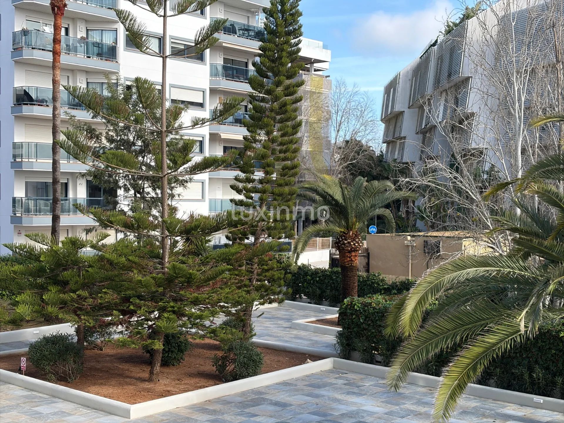 Beautiful newly refurbished flat in Marina Botafoch — photo 26