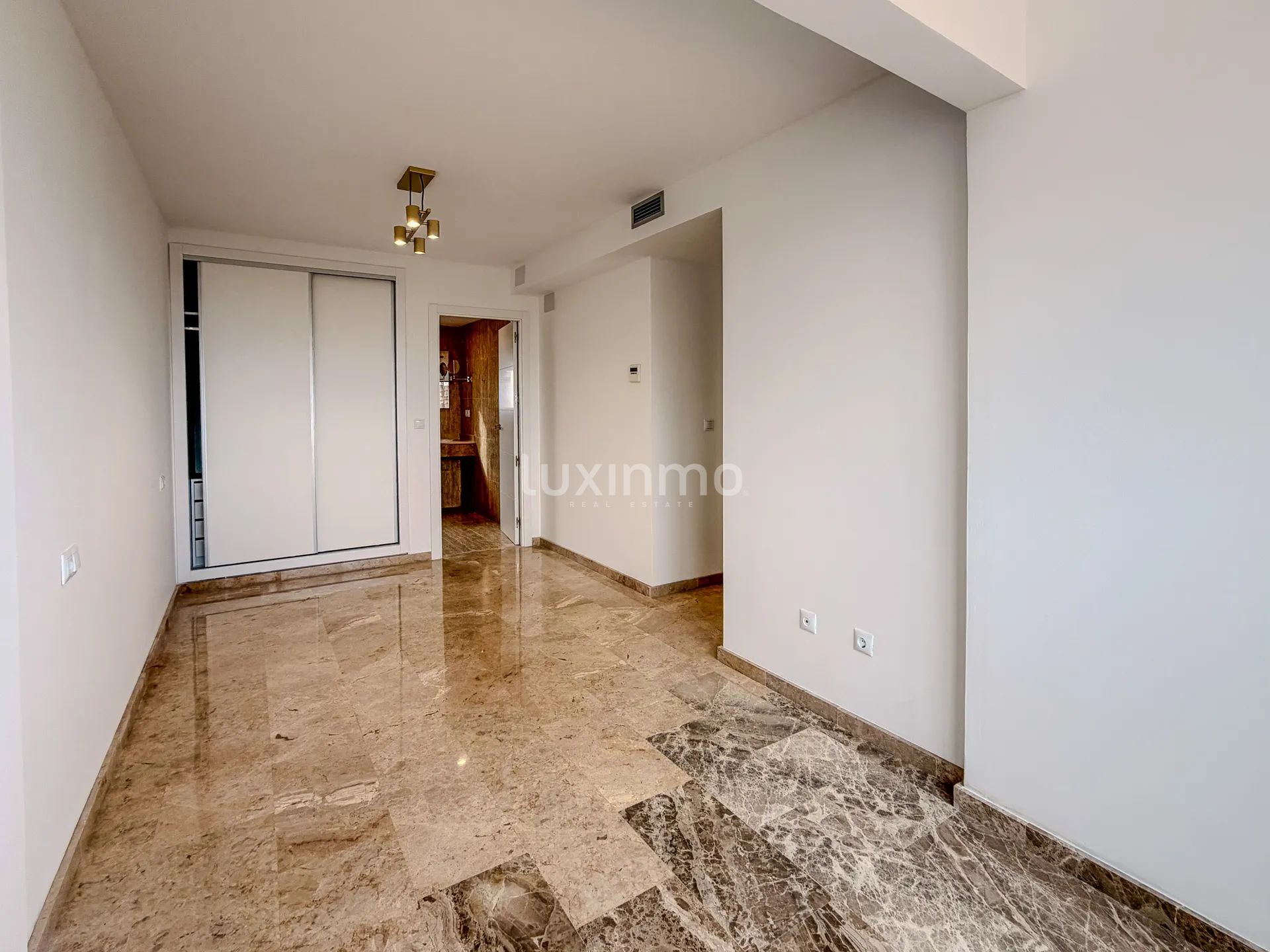 Śródziemnomorski penthouse z tarasem w San Juan — photo 13