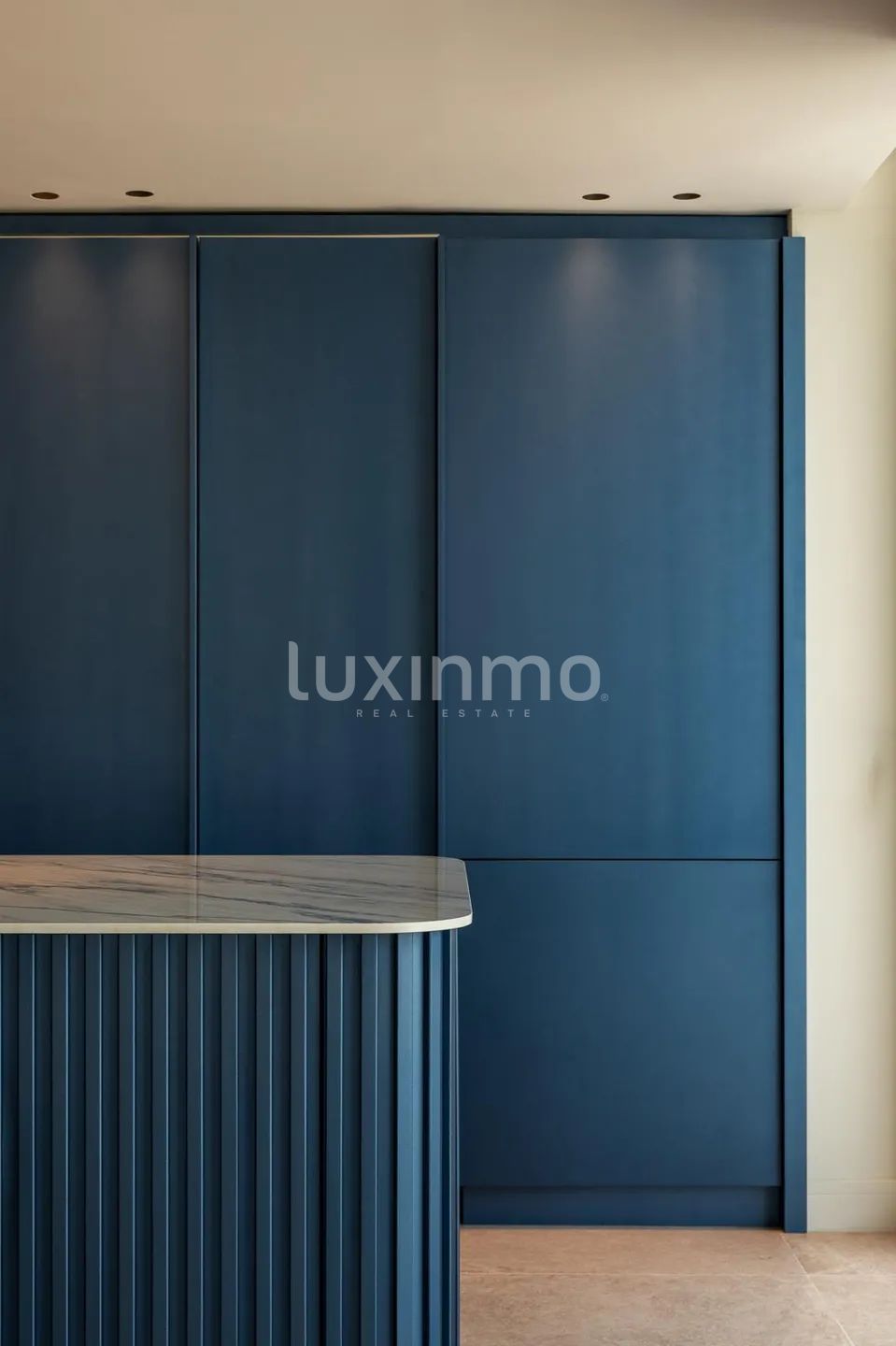 Luxury decorated penthouse for sale in Marina Botafoch — photo 24