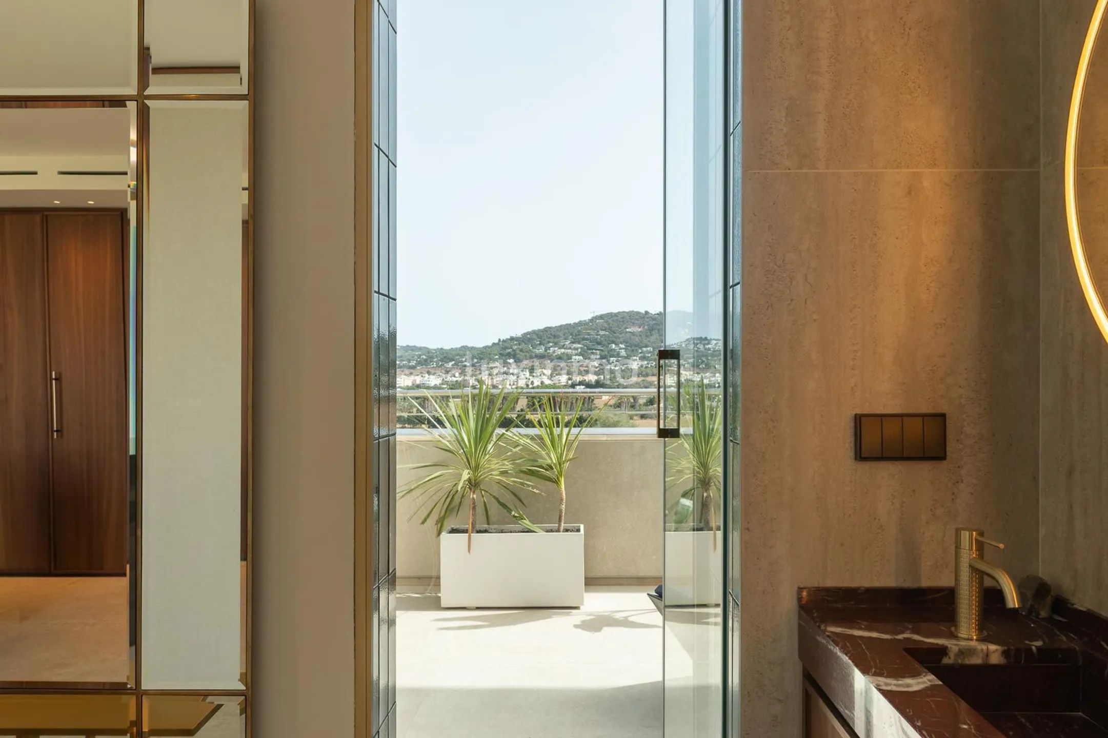 Luxury decorated penthouse for sale in Marina Botafoch — photo 6