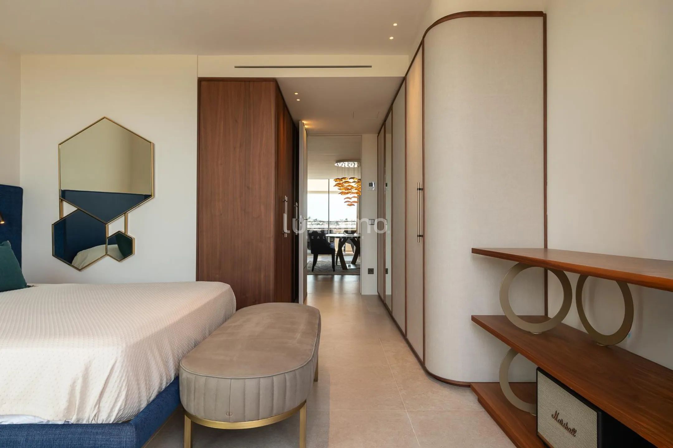 Luxury decorated penthouse for sale in Marina Botafoch — photo 13