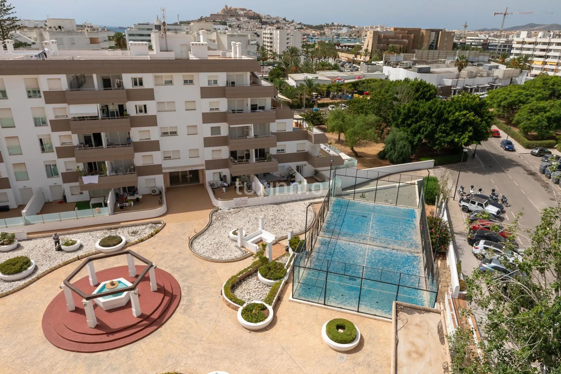 Luxury decorated penthouse for sale in Marina Botafoch — photo 36