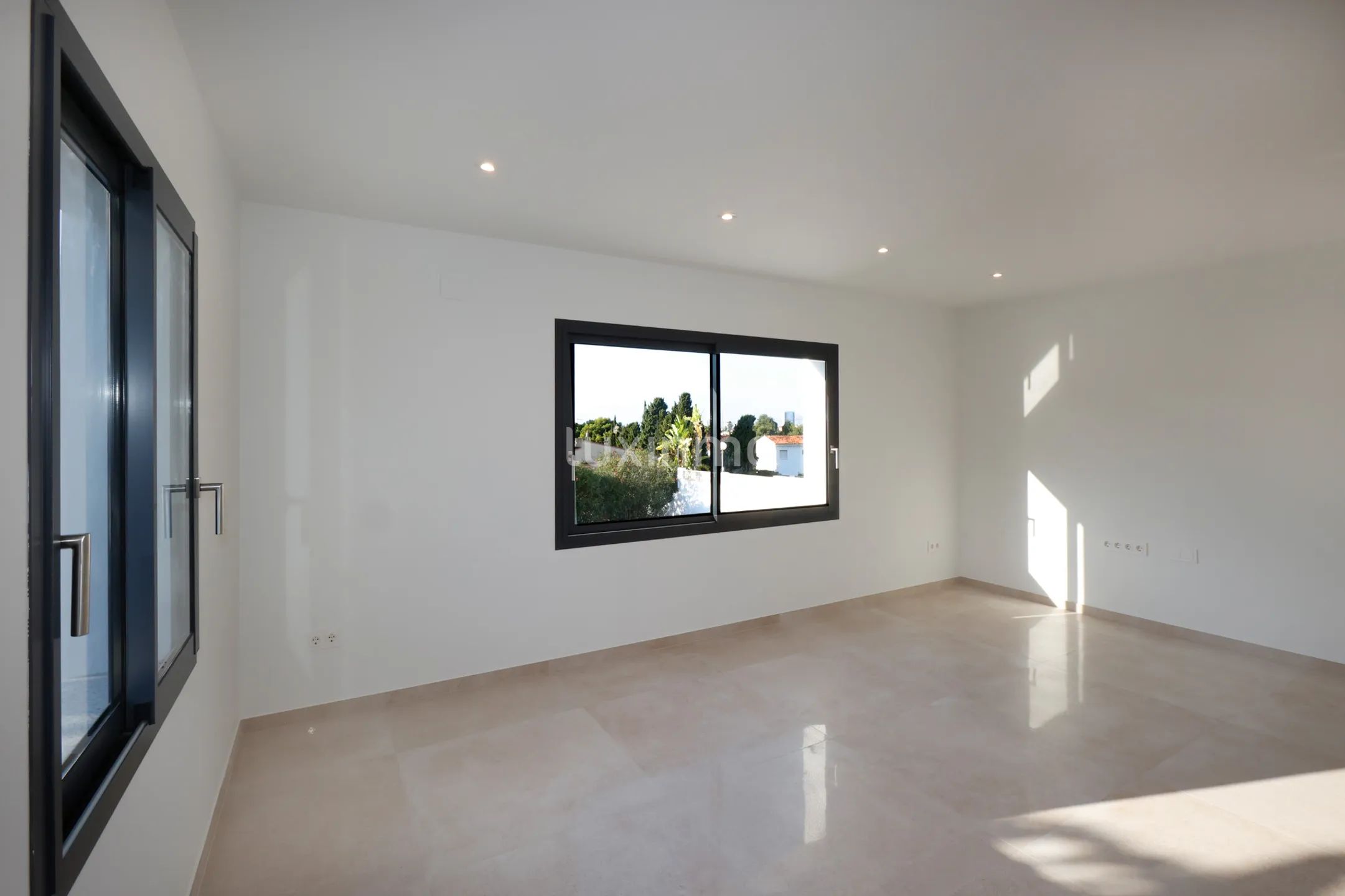 Casa independiente con vistas panorámicas en venta en Calpe — photo 16