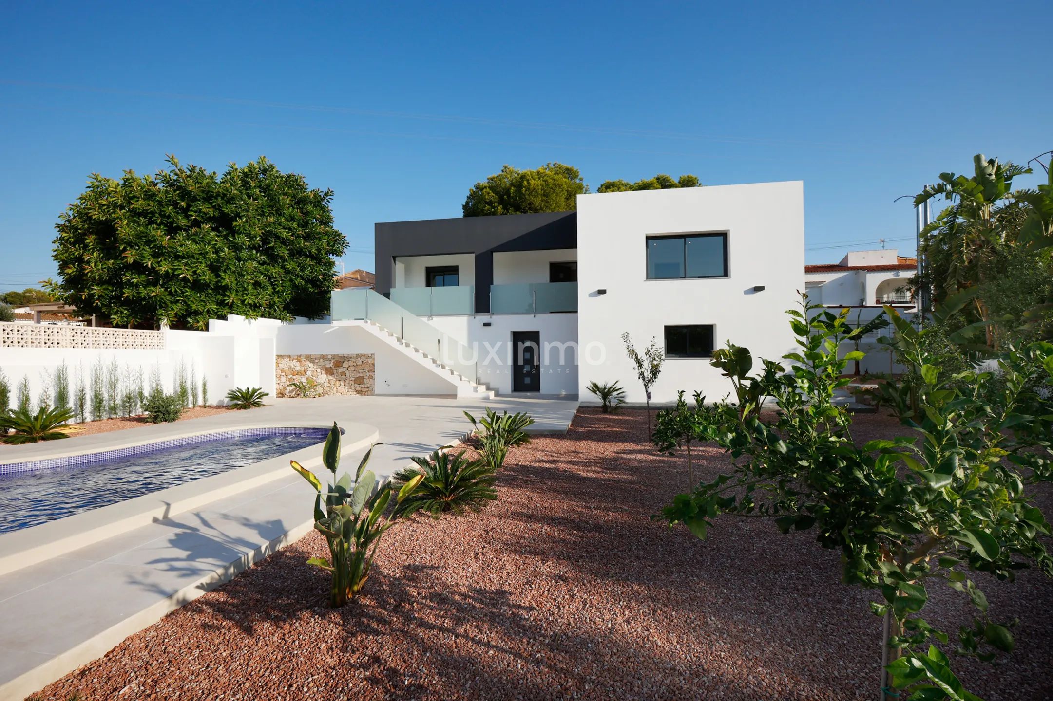 Detached house with panoramic views for sale in Calpe — photo 2