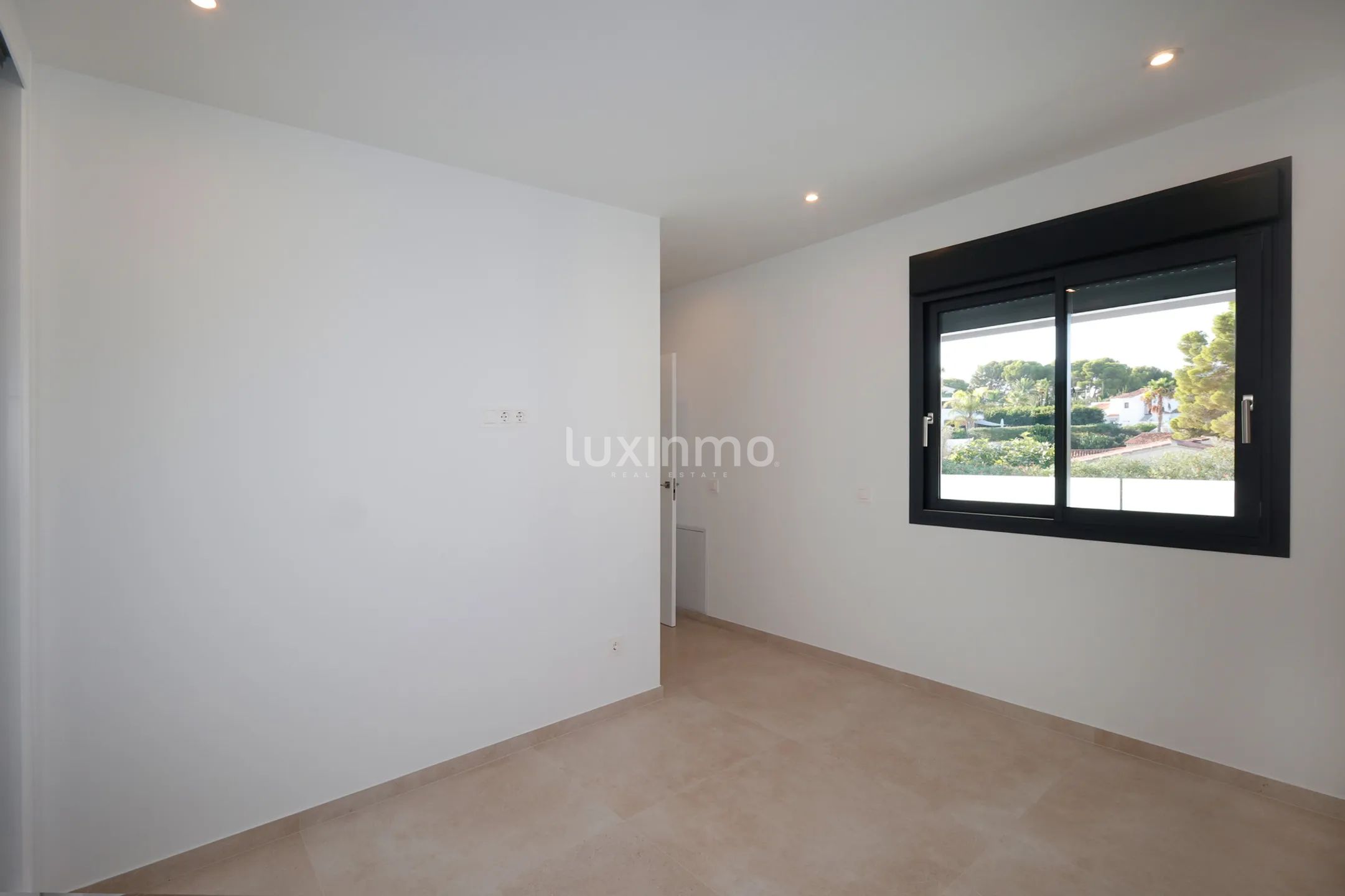 Casa independiente con vistas panorámicas en venta en Calpe — photo 13