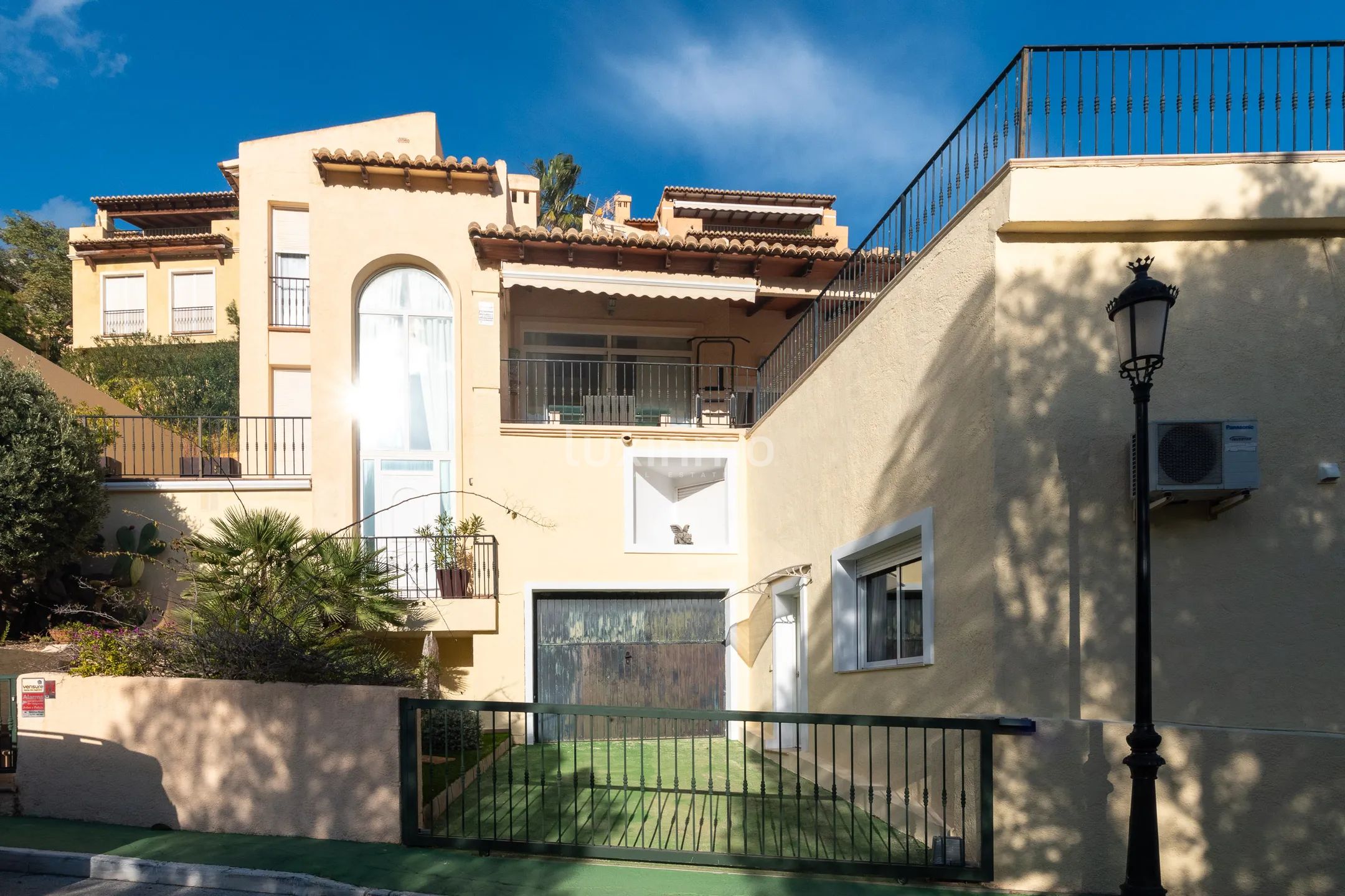 Sea view villa in Exclusive Altea Hills — photo 2