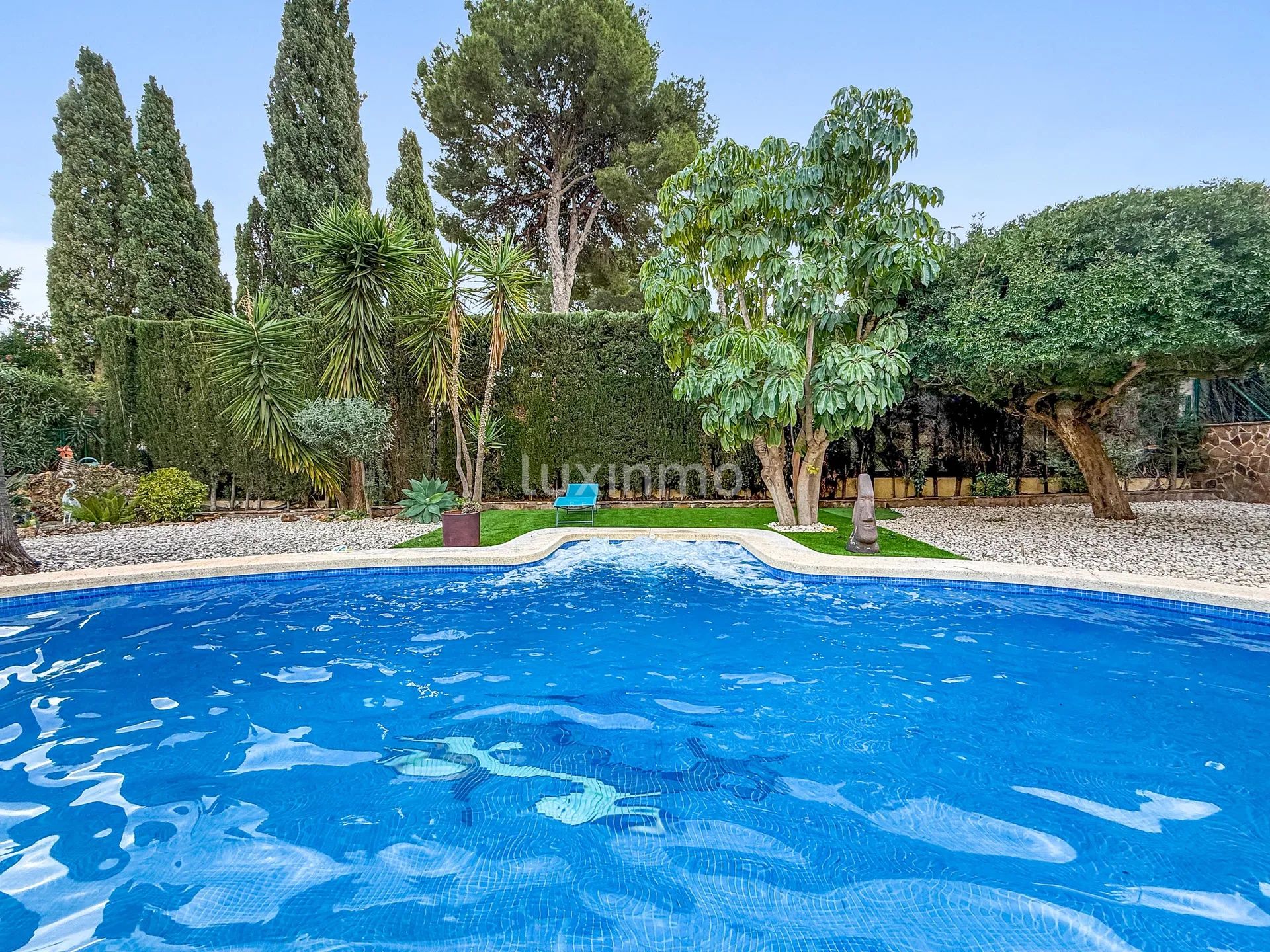 Mediterranean luxury villa with pool in Benidorm — photo 7