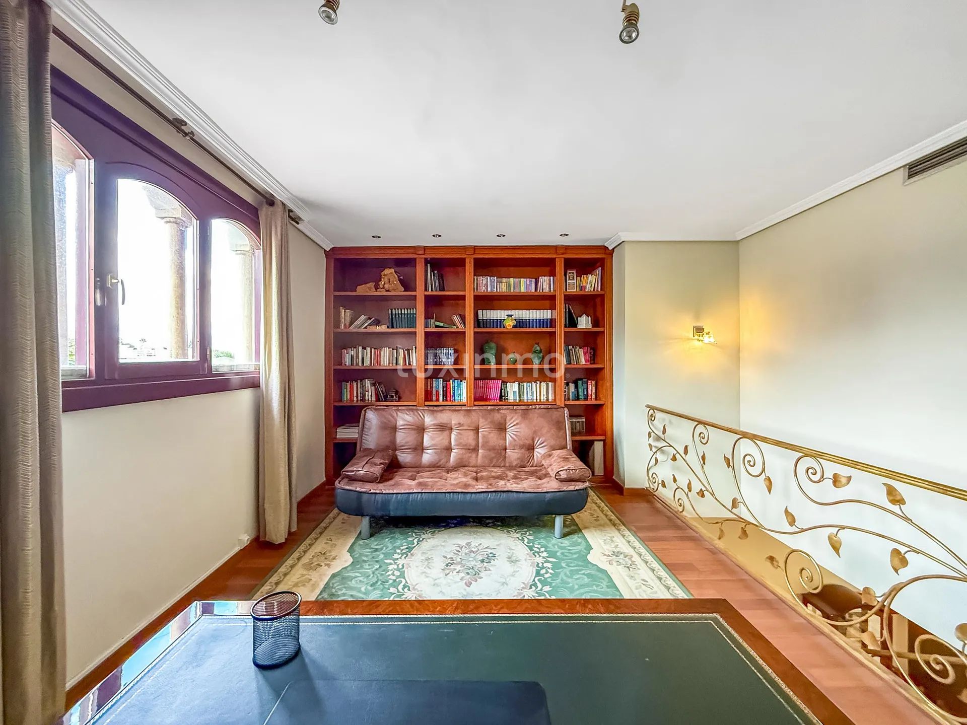 Mediterranean luxury villa with pool in Benidorm — photo 16