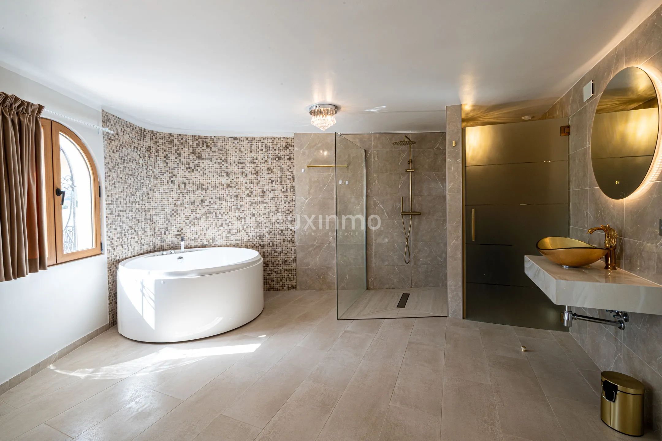 Luxury renovated large villa in Altea for sale — photo 29
