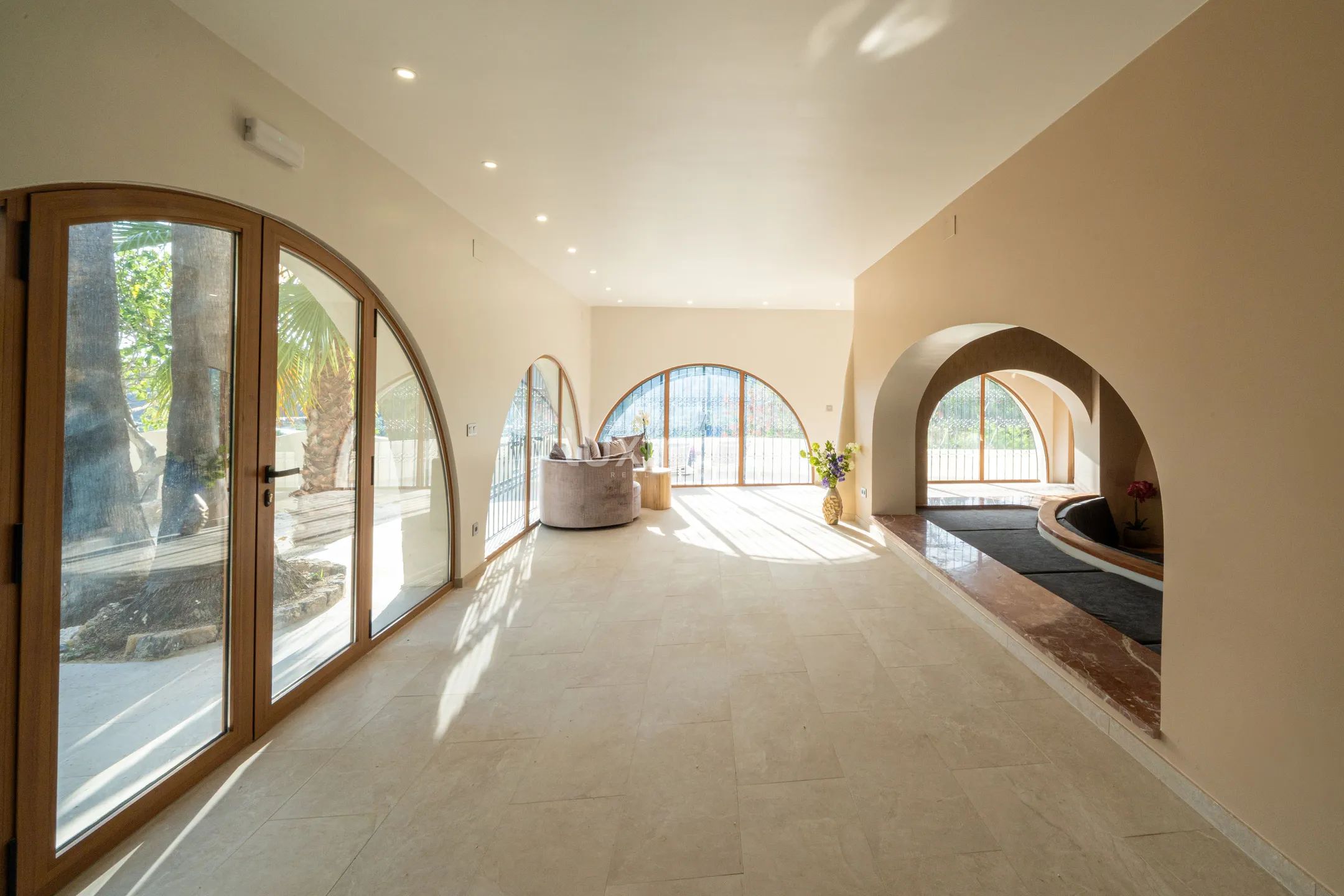 Luxury renovated large villa in Altea for sale — photo 14