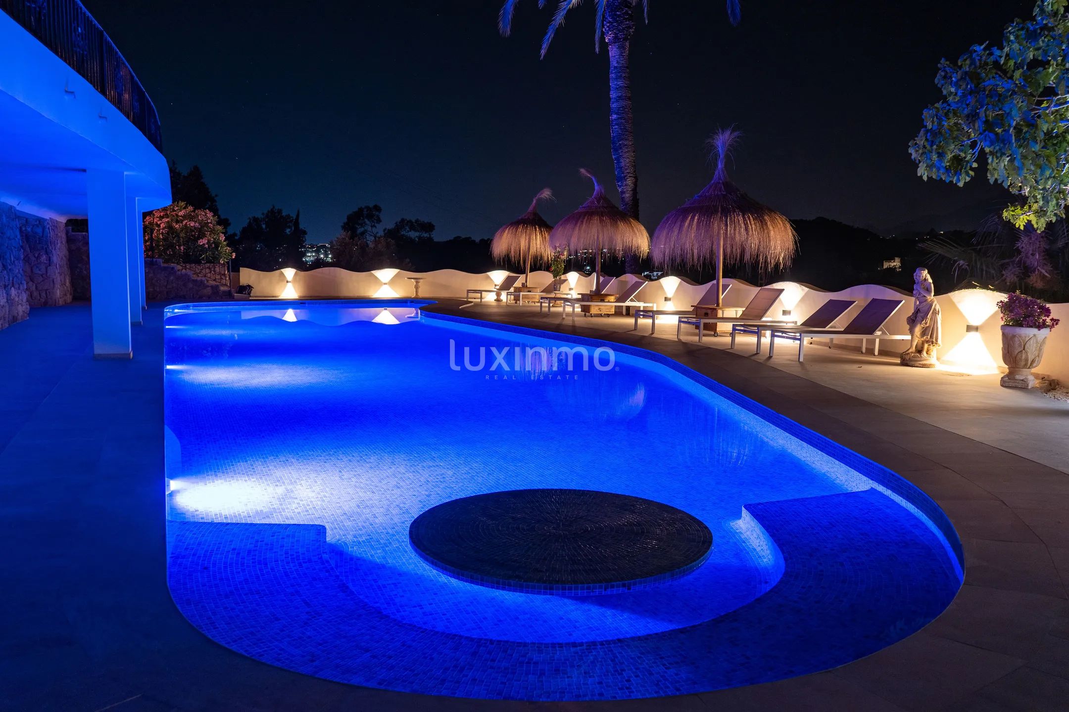Luxury renovated large villa in Altea for sale — photo 43