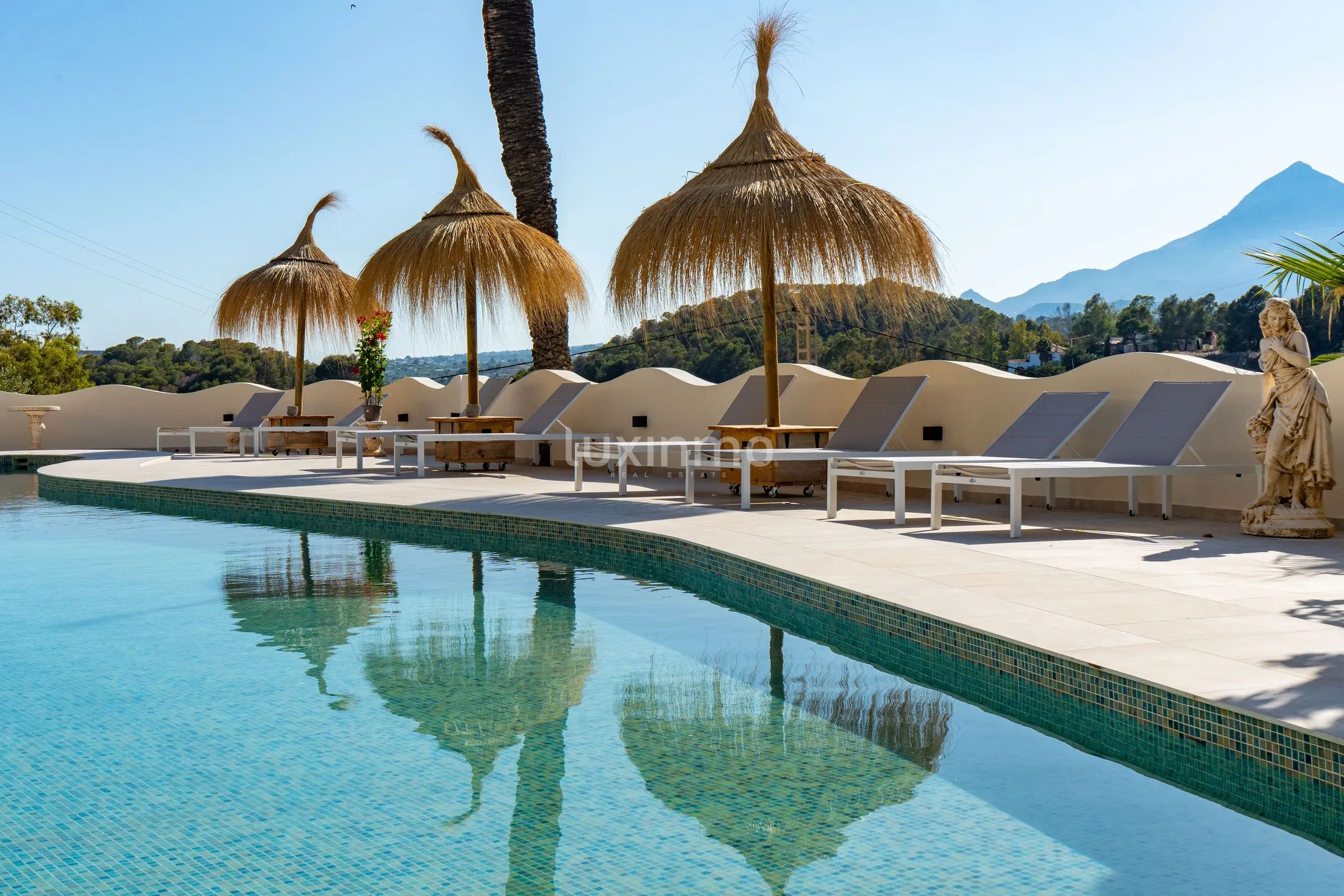 Luxuriöse renovierte große Villa in Altea zu verkaufen