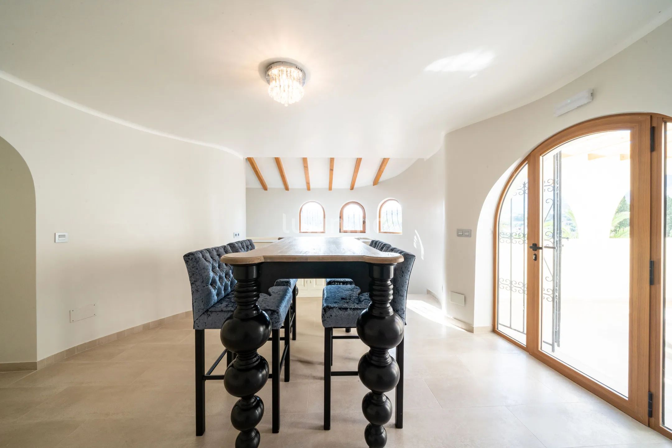 Luxury renovated large villa in Altea for sale — photo 23