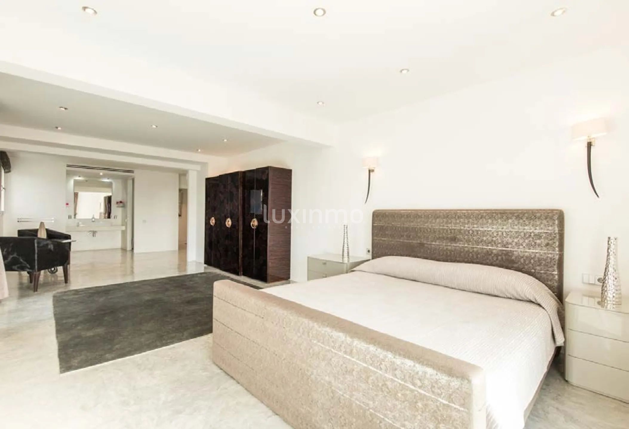 Modern Villa in Secure Urbanization, Can Furnet, Ibiza — photo 38