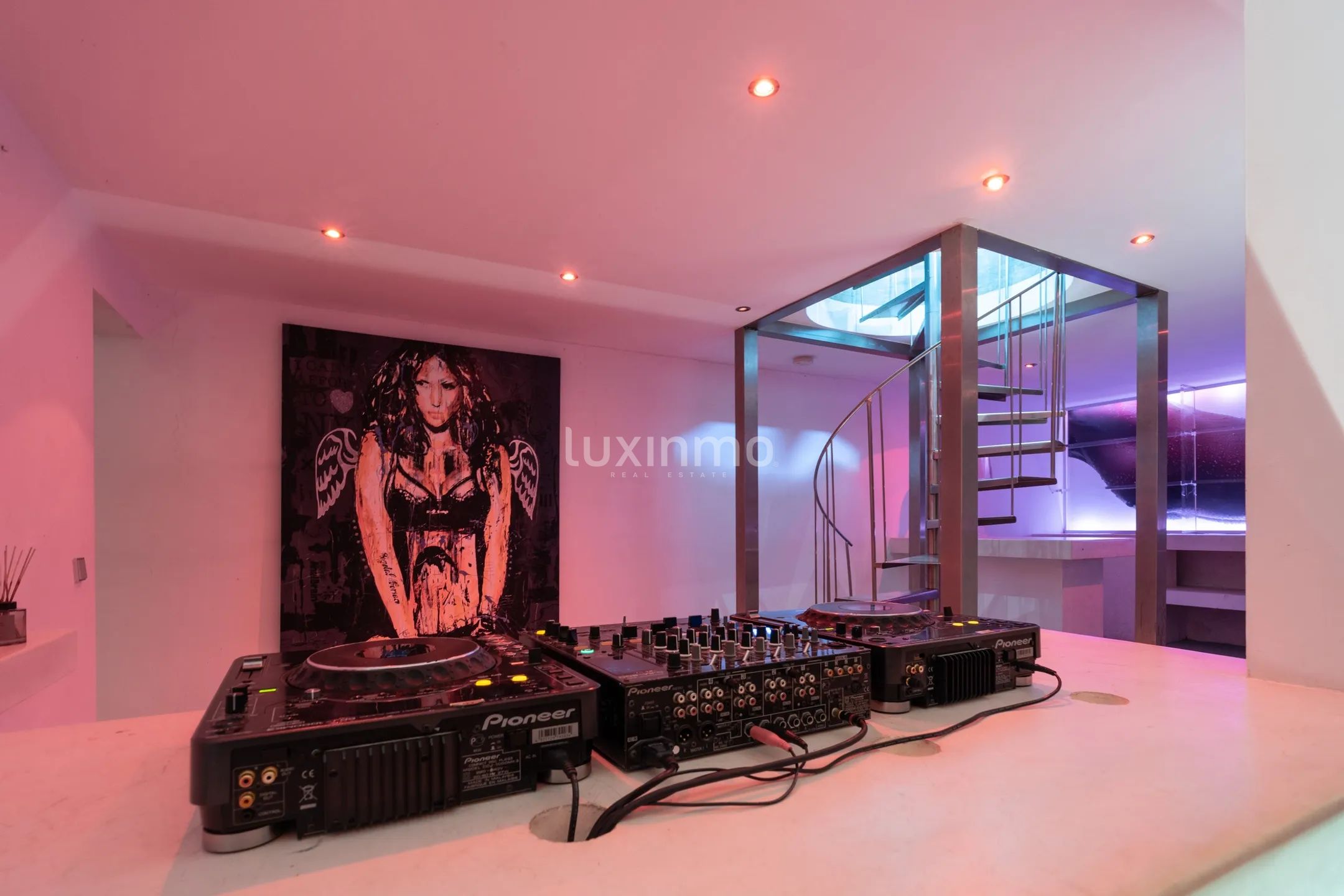 Modern Villa in Secure Urbanization, Can Furnet, Ibiza — photo 64