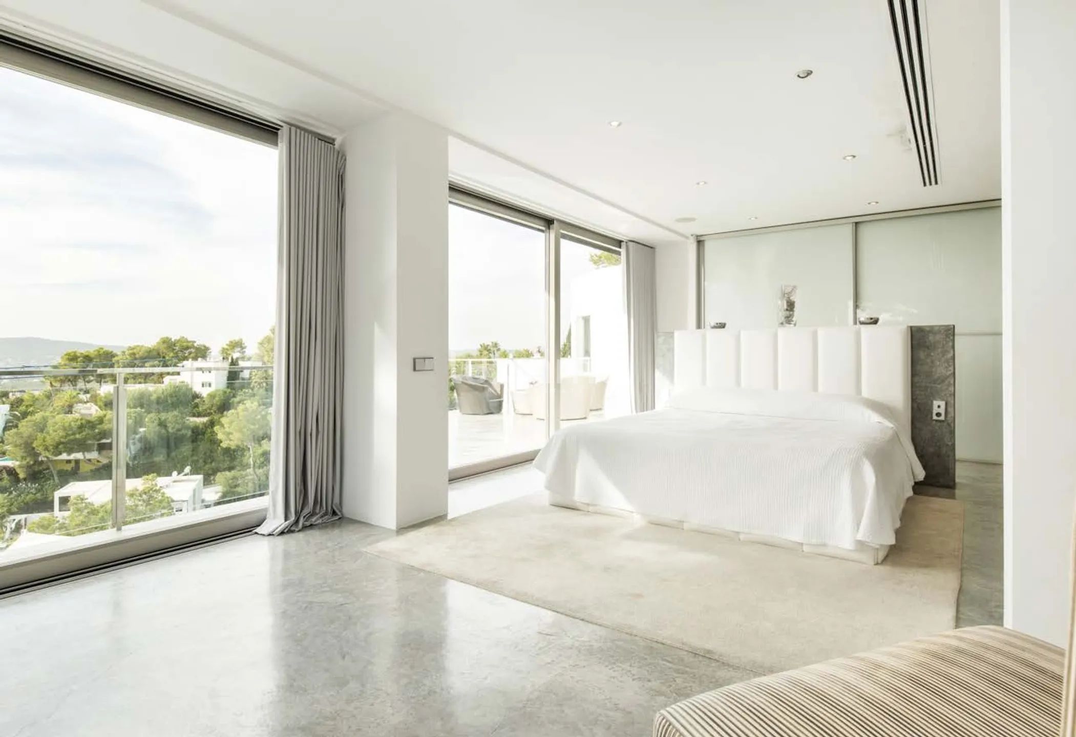 Modern Villa in Secure Urbanization, Can Furnet, Ibiza — photo 33