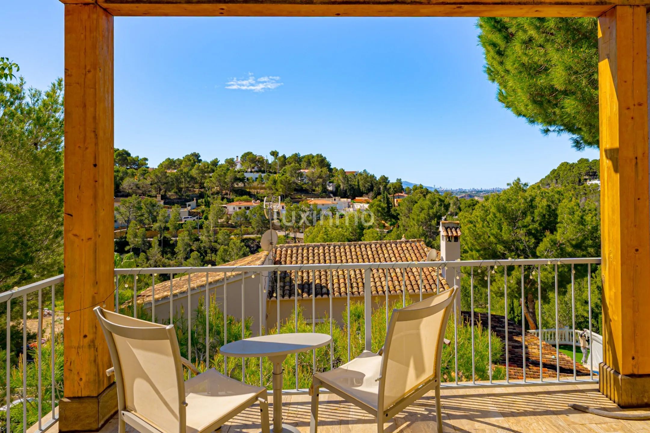 Mediterranean-style villa with pool and mountain views in Altea la Vella — photo 36
